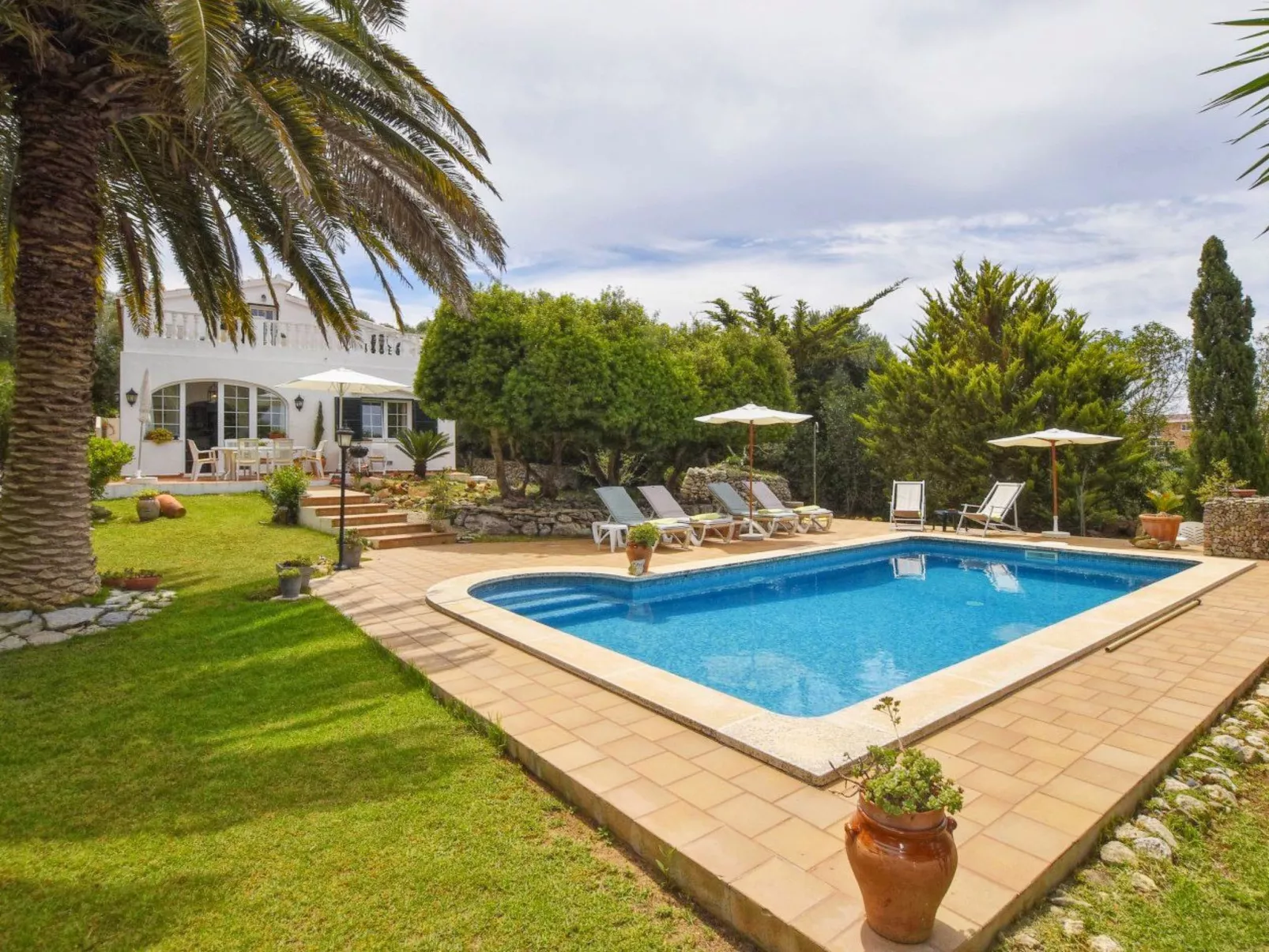 Traditionelles Landhaus 6 km vom Meer entfernt - Buiten