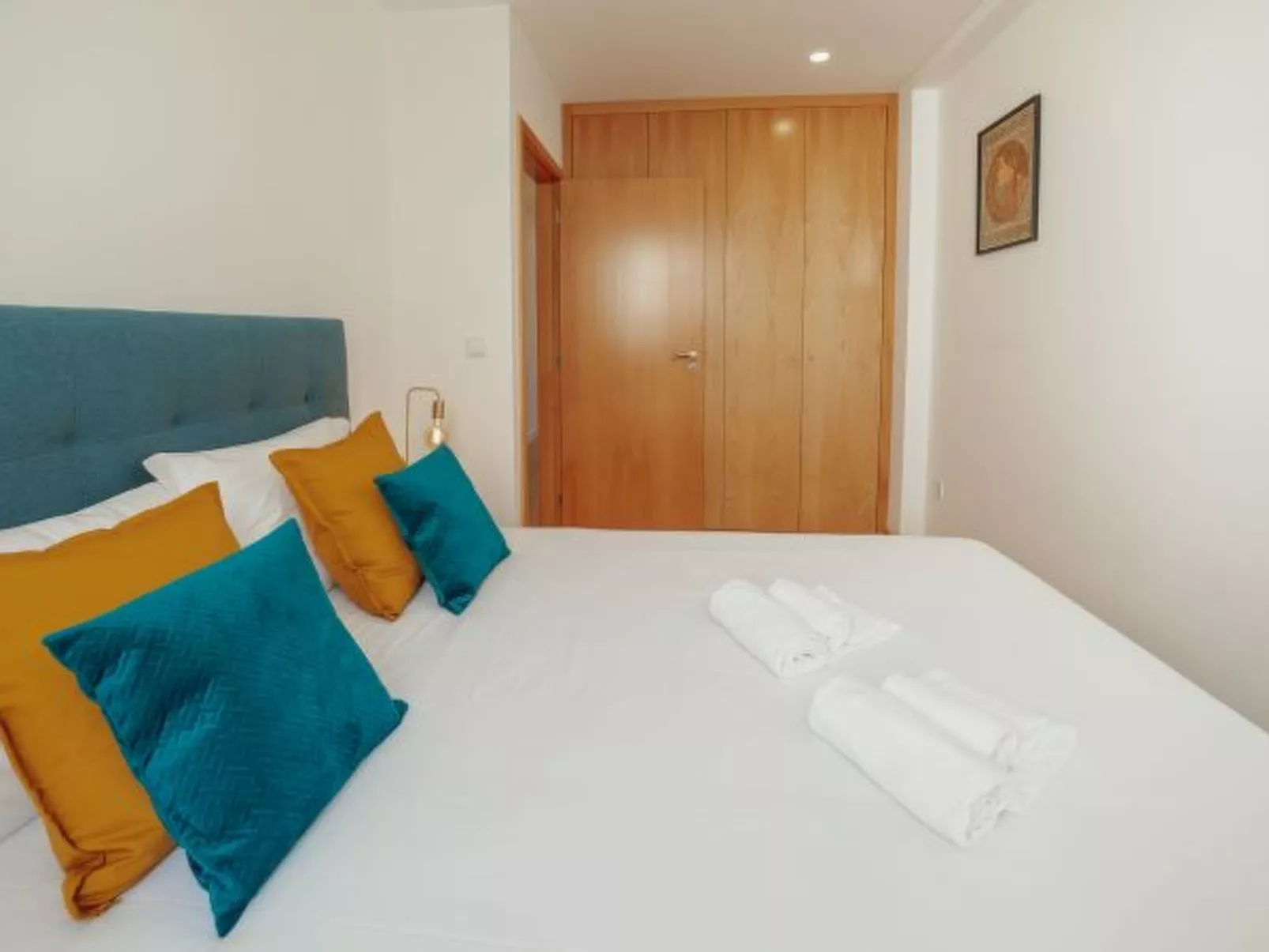 MODERN & STYLISH APARTMENT I by VACATIONY - Binnen