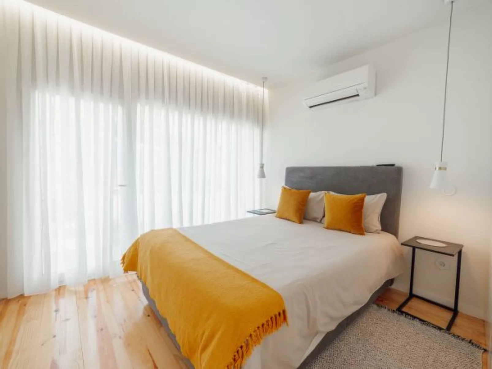 PORTO PANORAMIC VIEWS WITH TERRACE by VACATIONY - Binnen