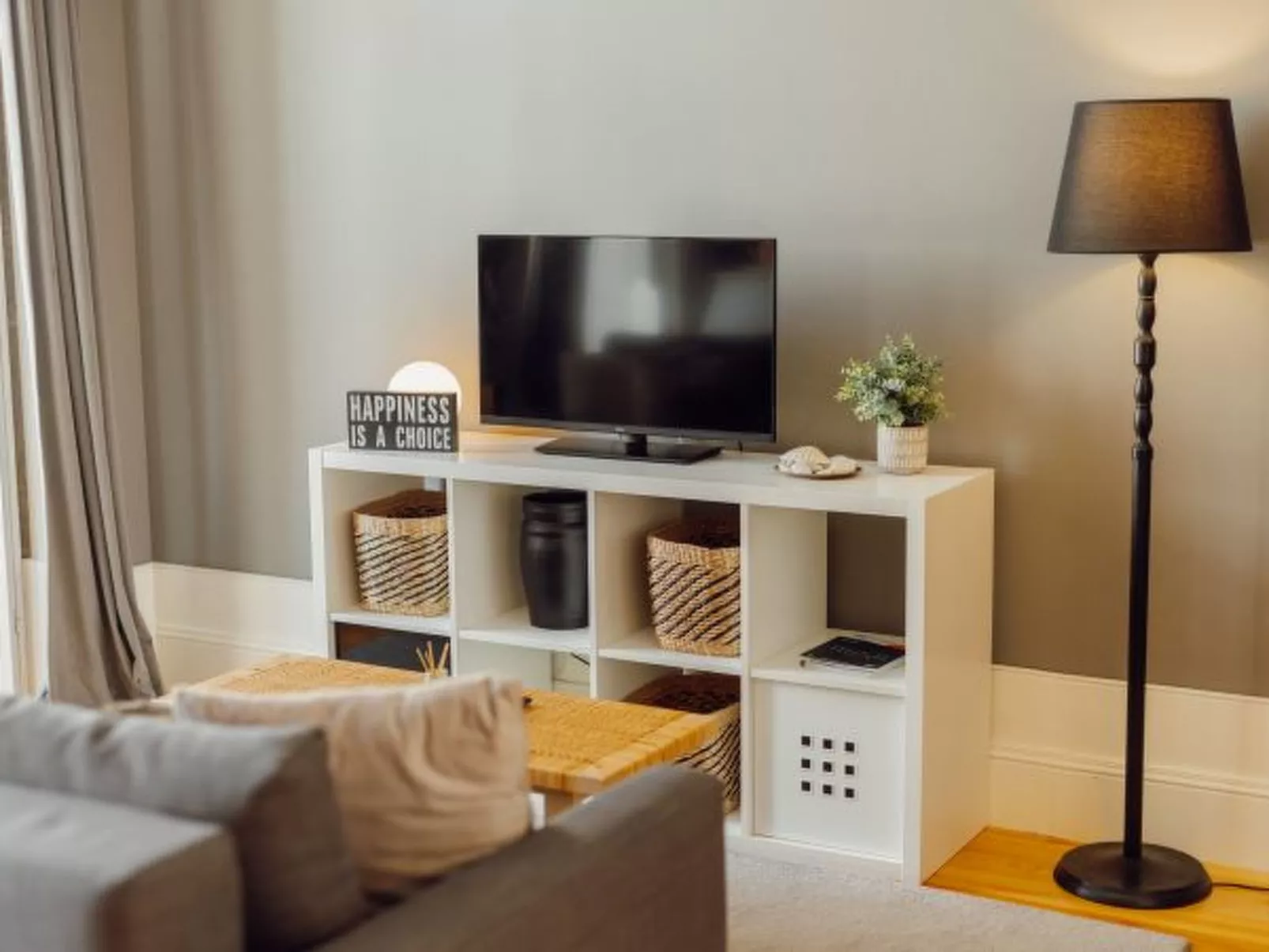 DOWNTOWN EXCELLENCE APARTMENT by VACATIONY - Binnen