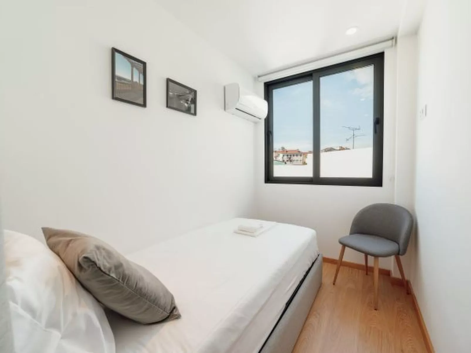 MODERN & STYLISH APARTMENT II by VACATIONY - Binnen