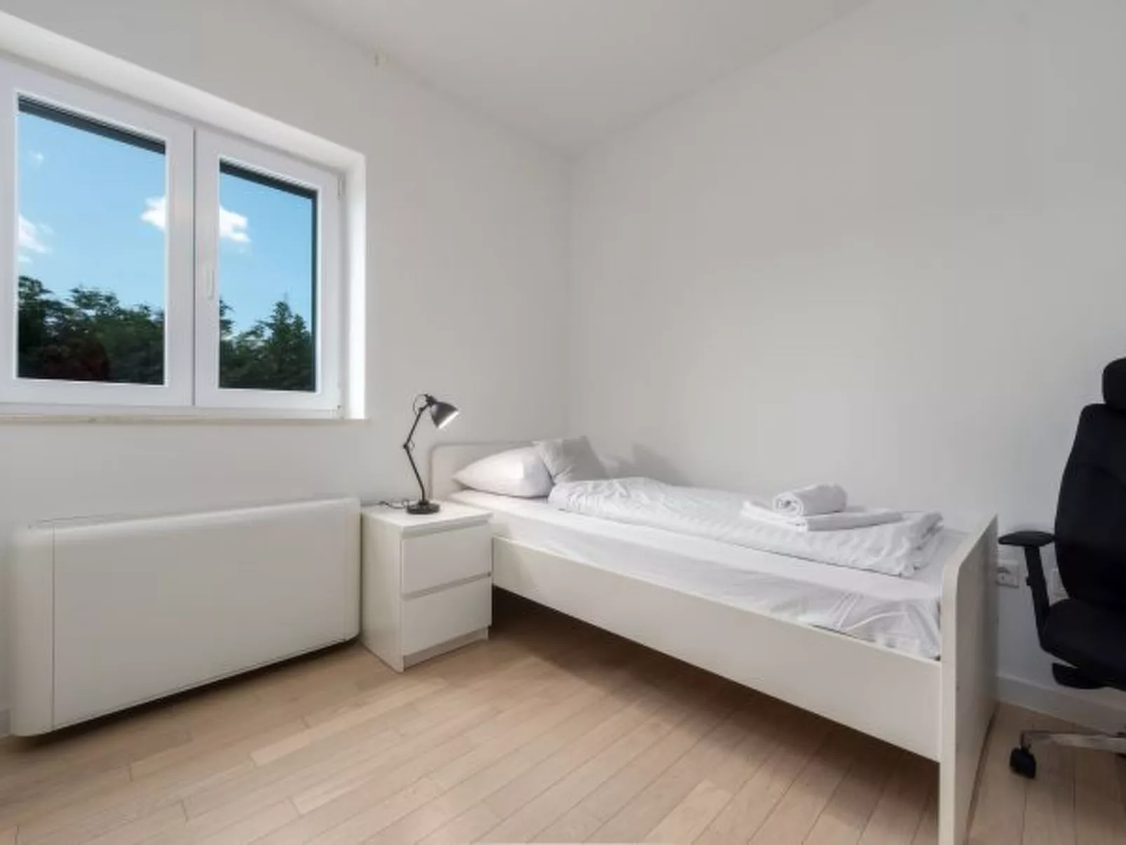 Great Villa Field Hills with sauna and jacuzzi - Image-tags.info