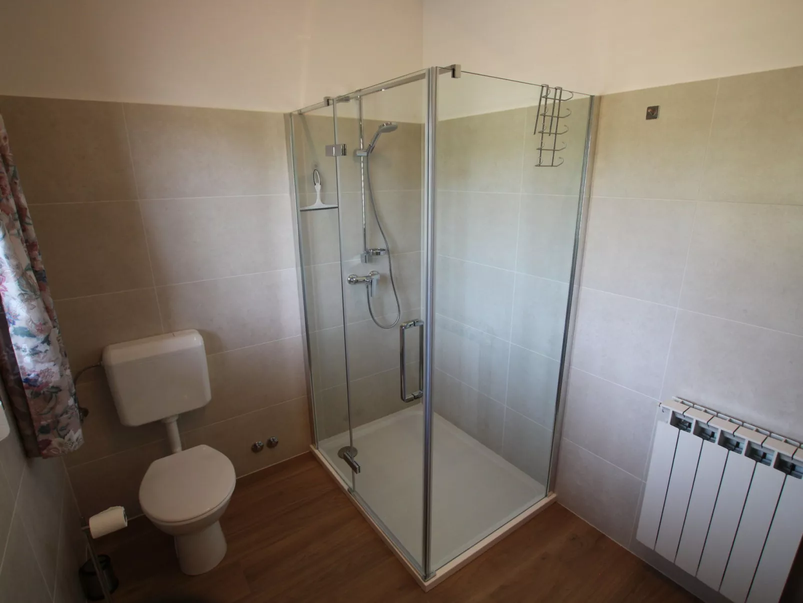 Villa Viktoria / HR-11041-01 - Image-tags.info