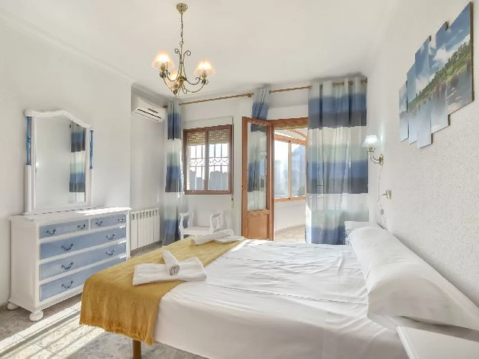 Villa Garrofer- PlusHolidays - Image-tags.info