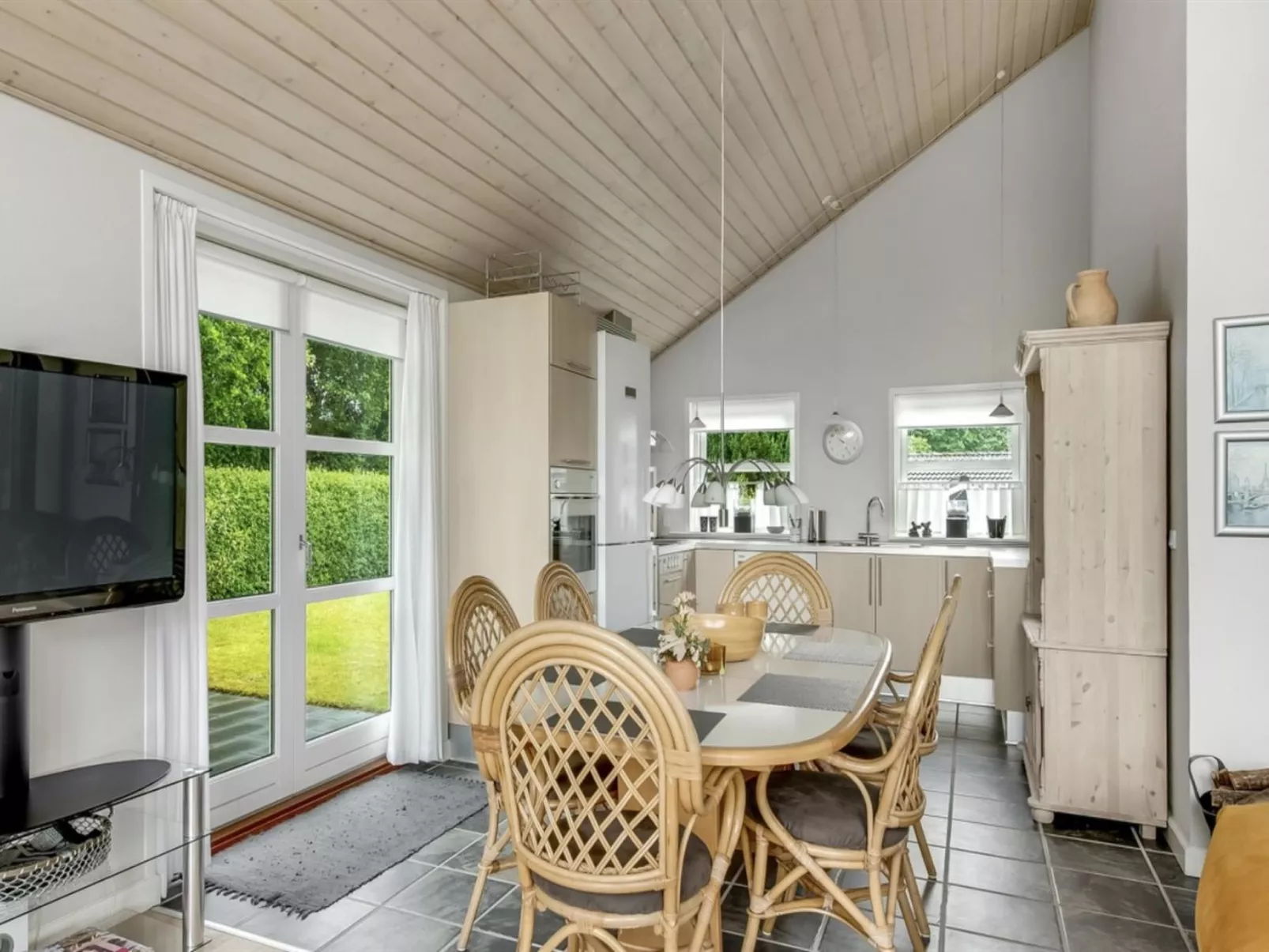 "Elizabeth" - 175m from the sea - Binnen