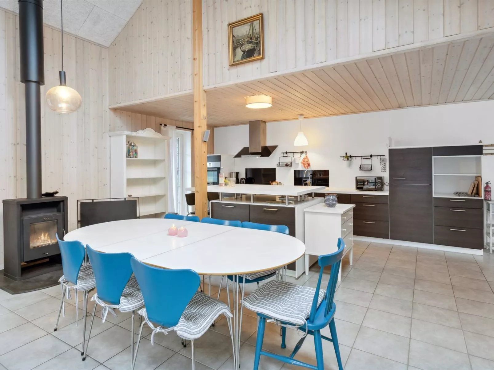 "Thorth" - 1.3km from the sea - Binnen