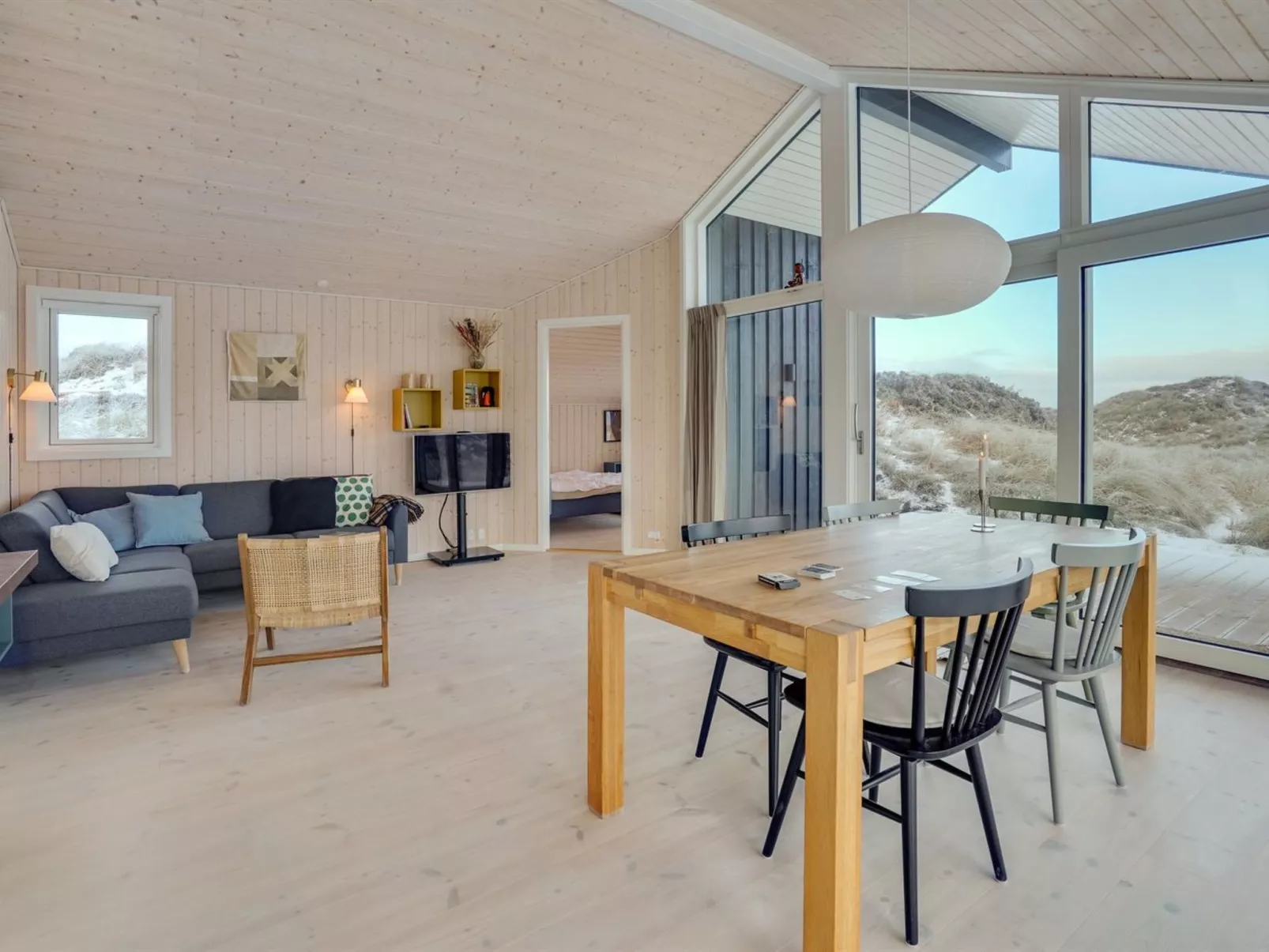 "Marjorie" - 400m from the sea - Binnen