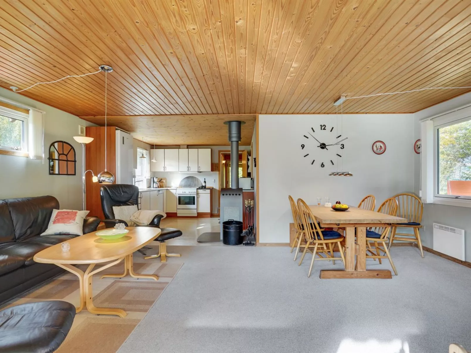 "Aswaldi" - 3.5km from the sea - Binnen