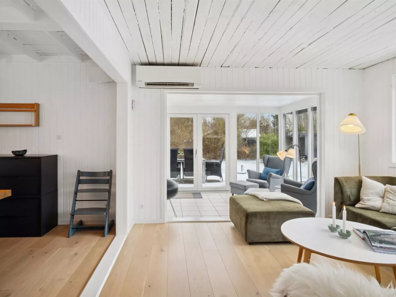 "Manko" - 250m from the sea - Binnen