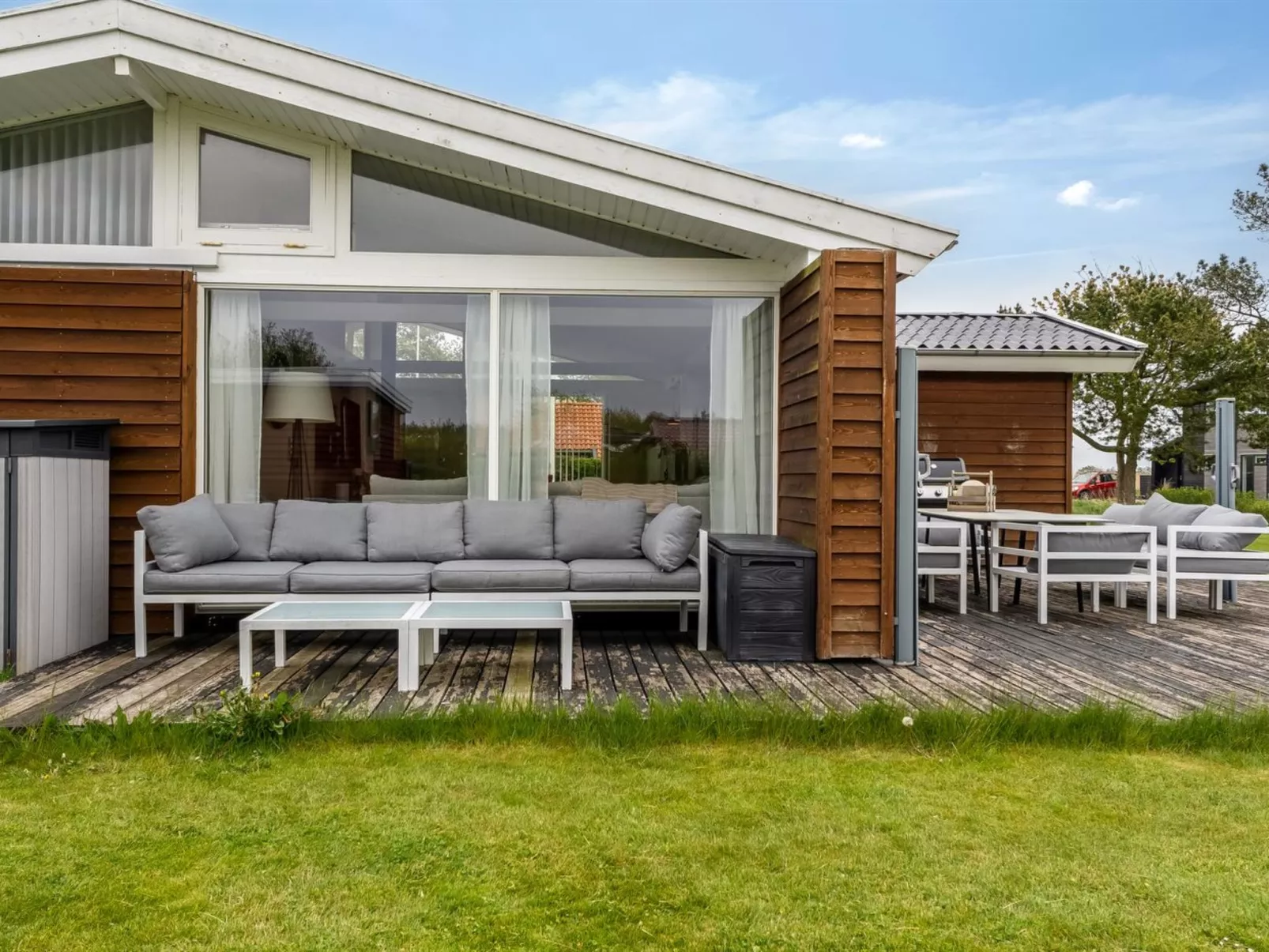 "Karin" - 300m from the sea - Buiten