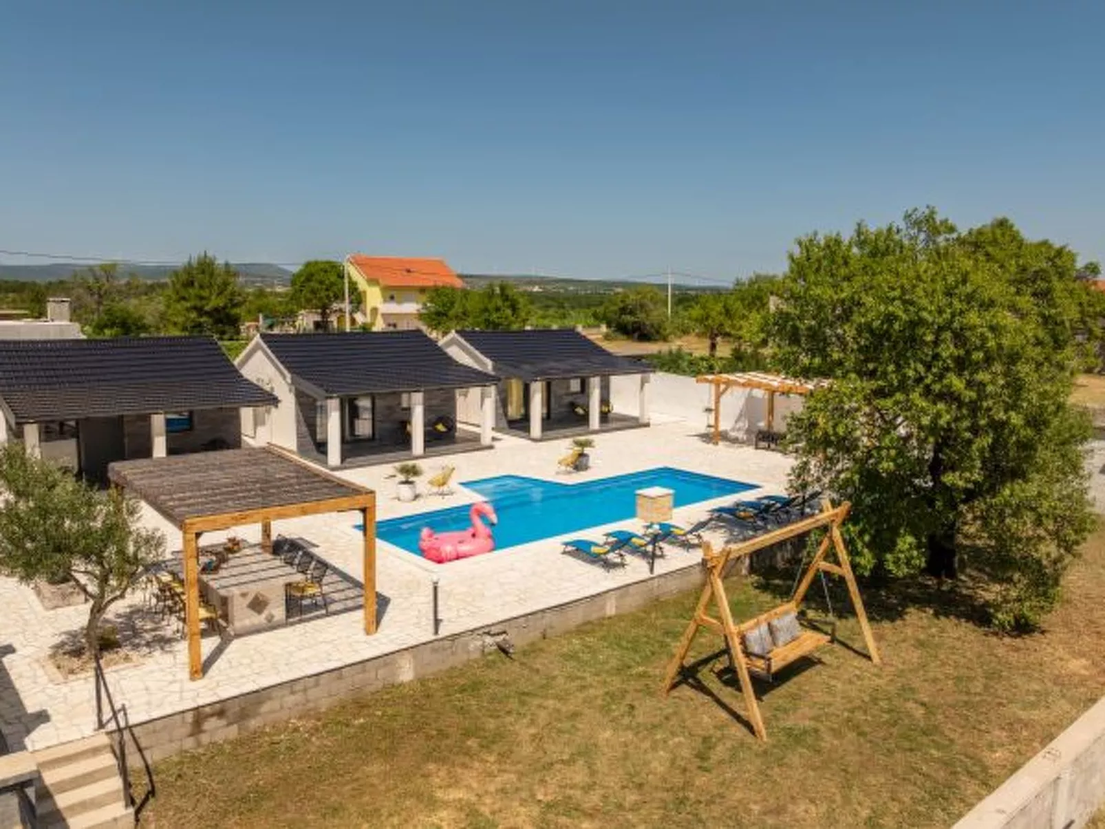 Unique Villa V with pool - Image-tags.info