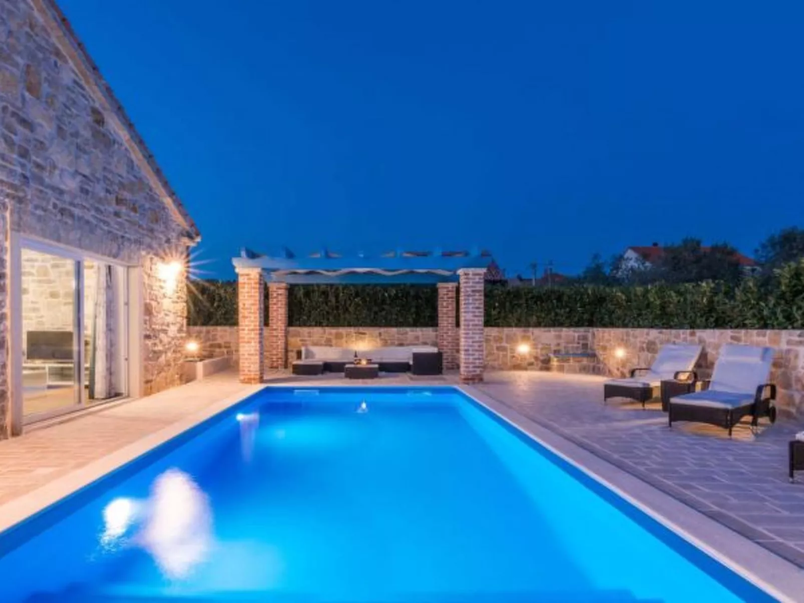 Stone Villa Gelosia Rustica with heated pool - Image-tags.info