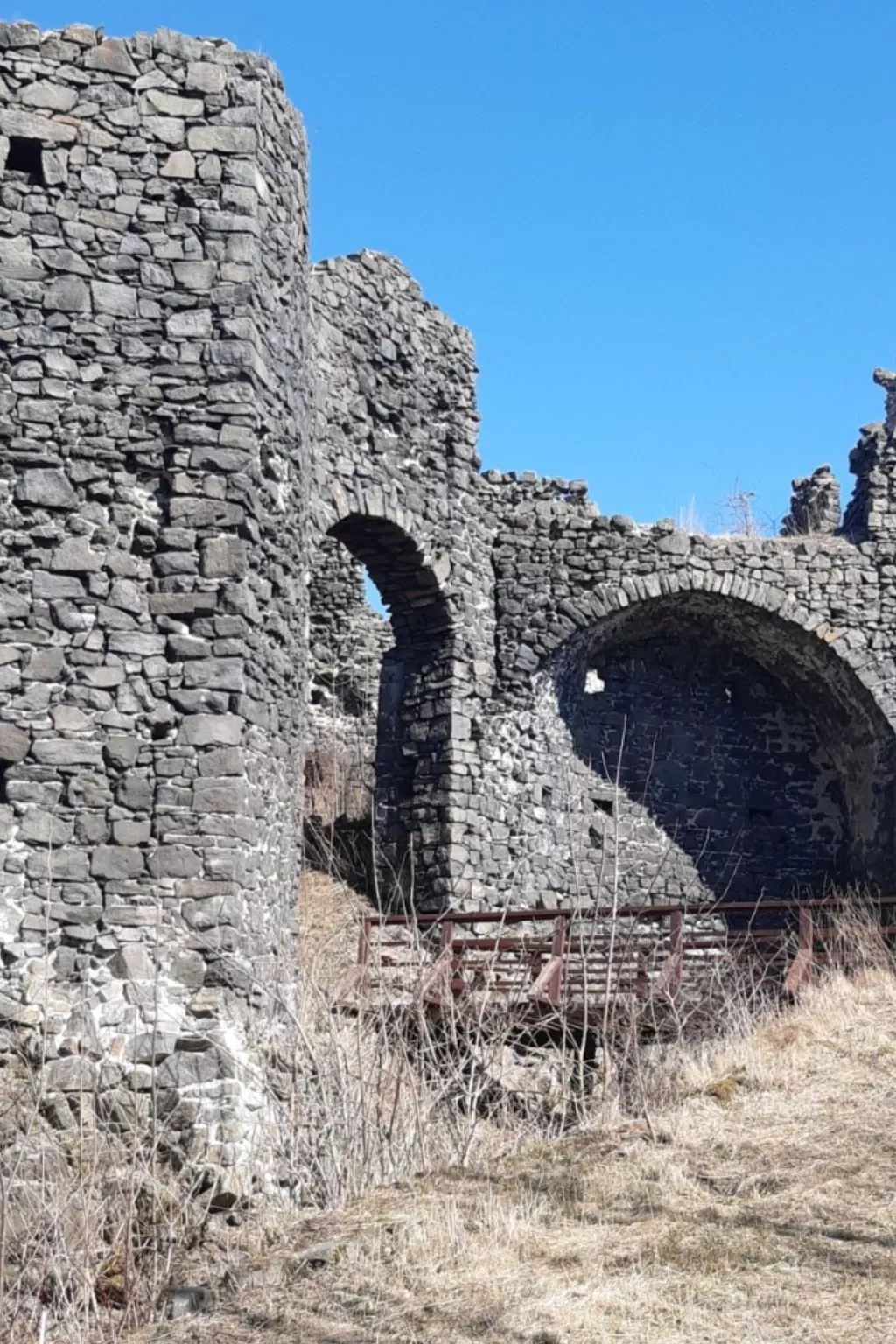 Gästezimmer mit Blick auf die Berge - Buiten