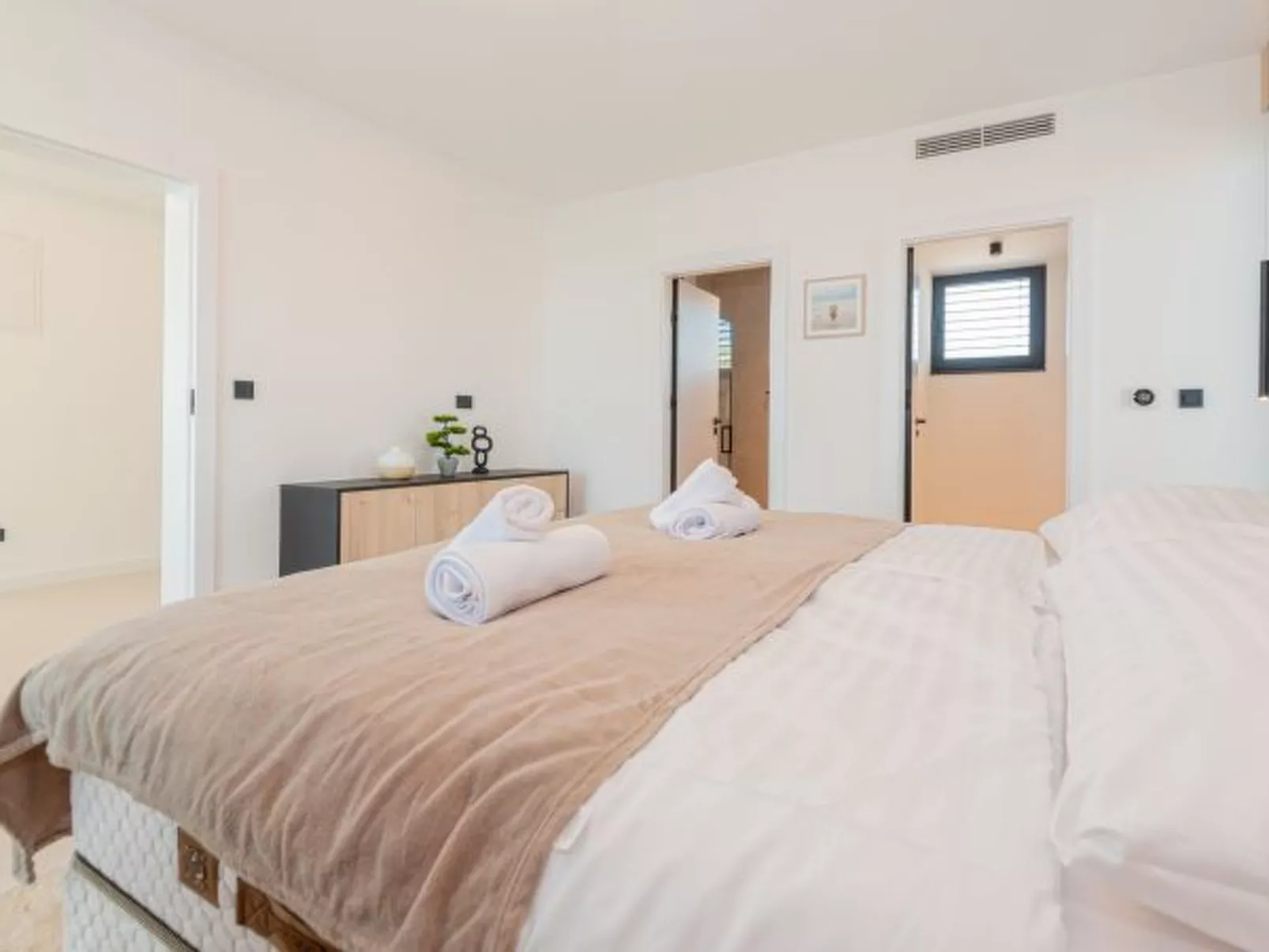 Seafront Villa Serena with pool and seaview - Image-tags.info