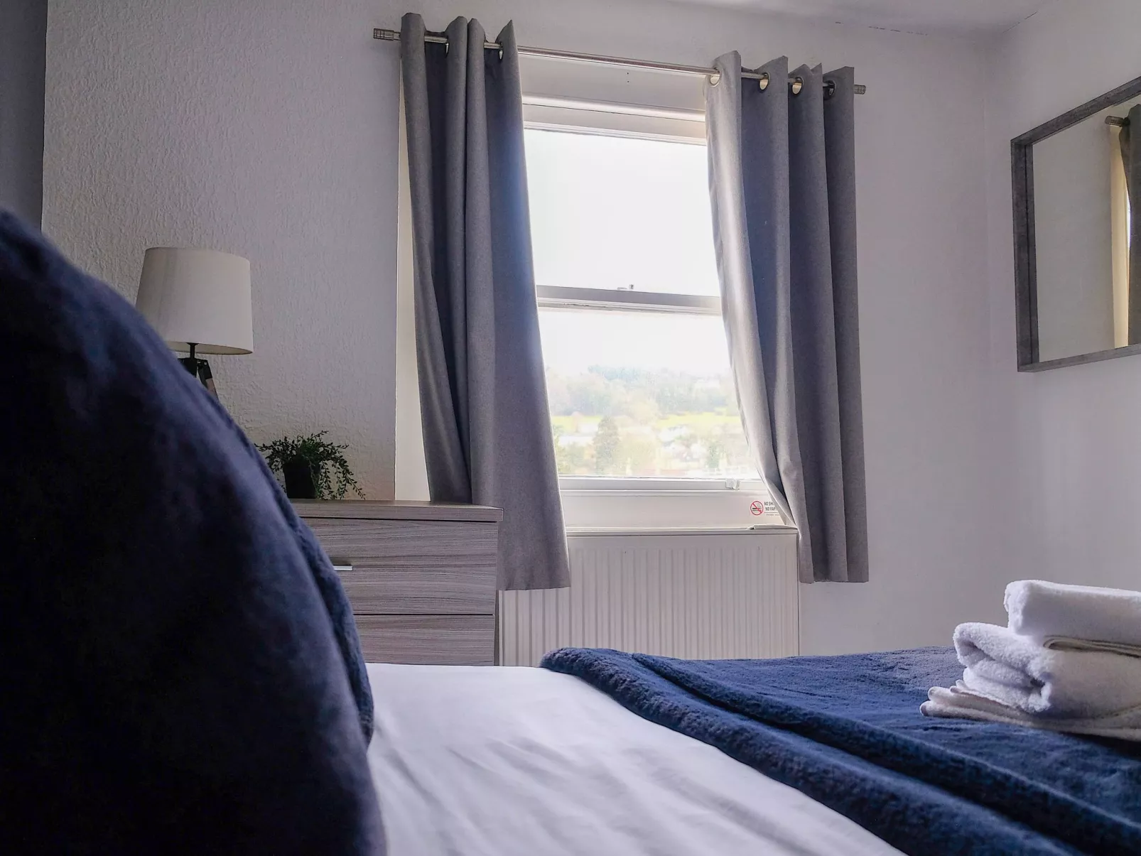 3-Schlafzimmer-Wohnung im georgianischen Stil - beste Lage - 7 Gäste - Binnen