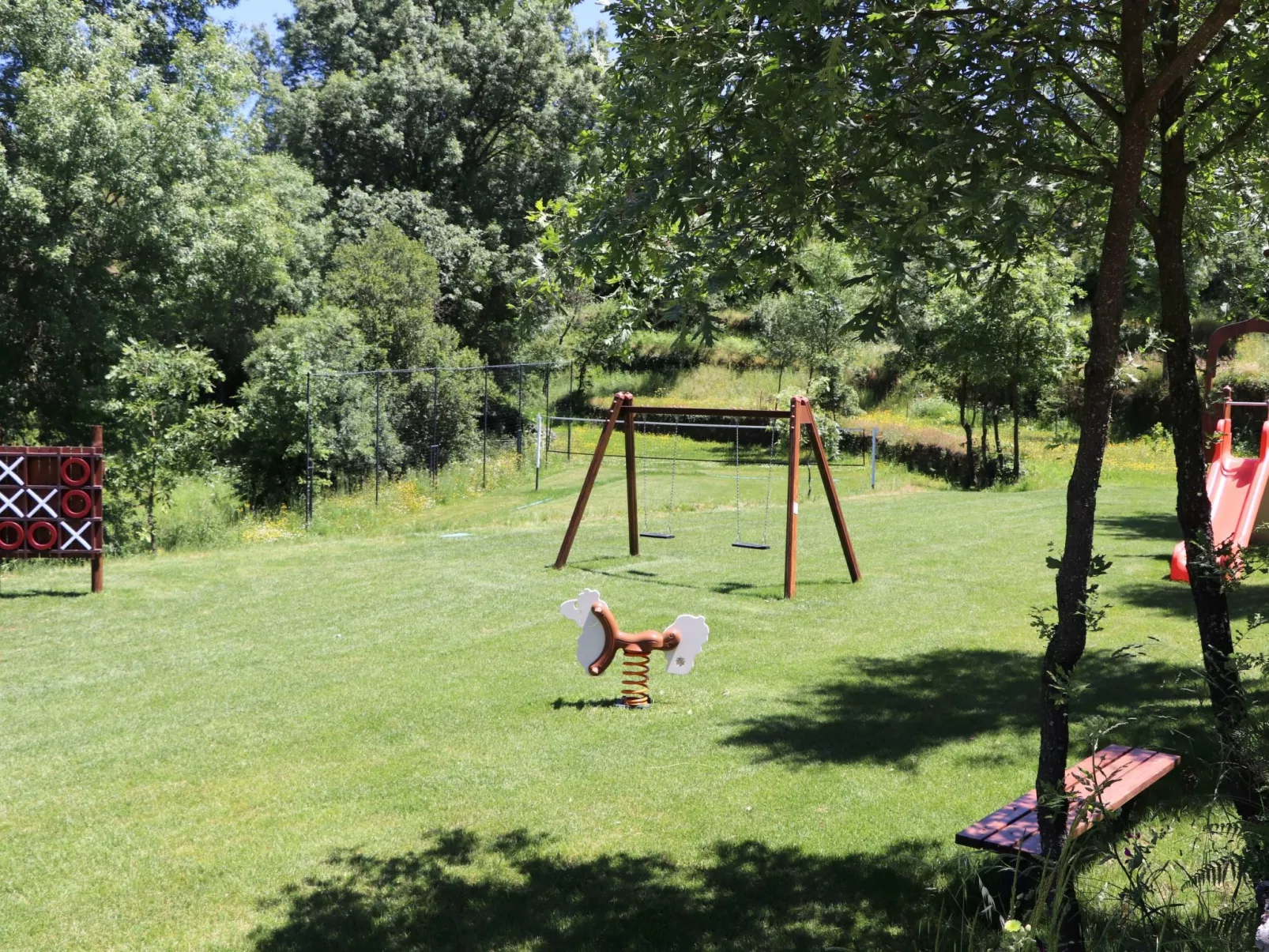 Ganzes Haus in Vila Soeiro Do Chão mit privatem Pool und Blick ins Grüne - Image-tags.info