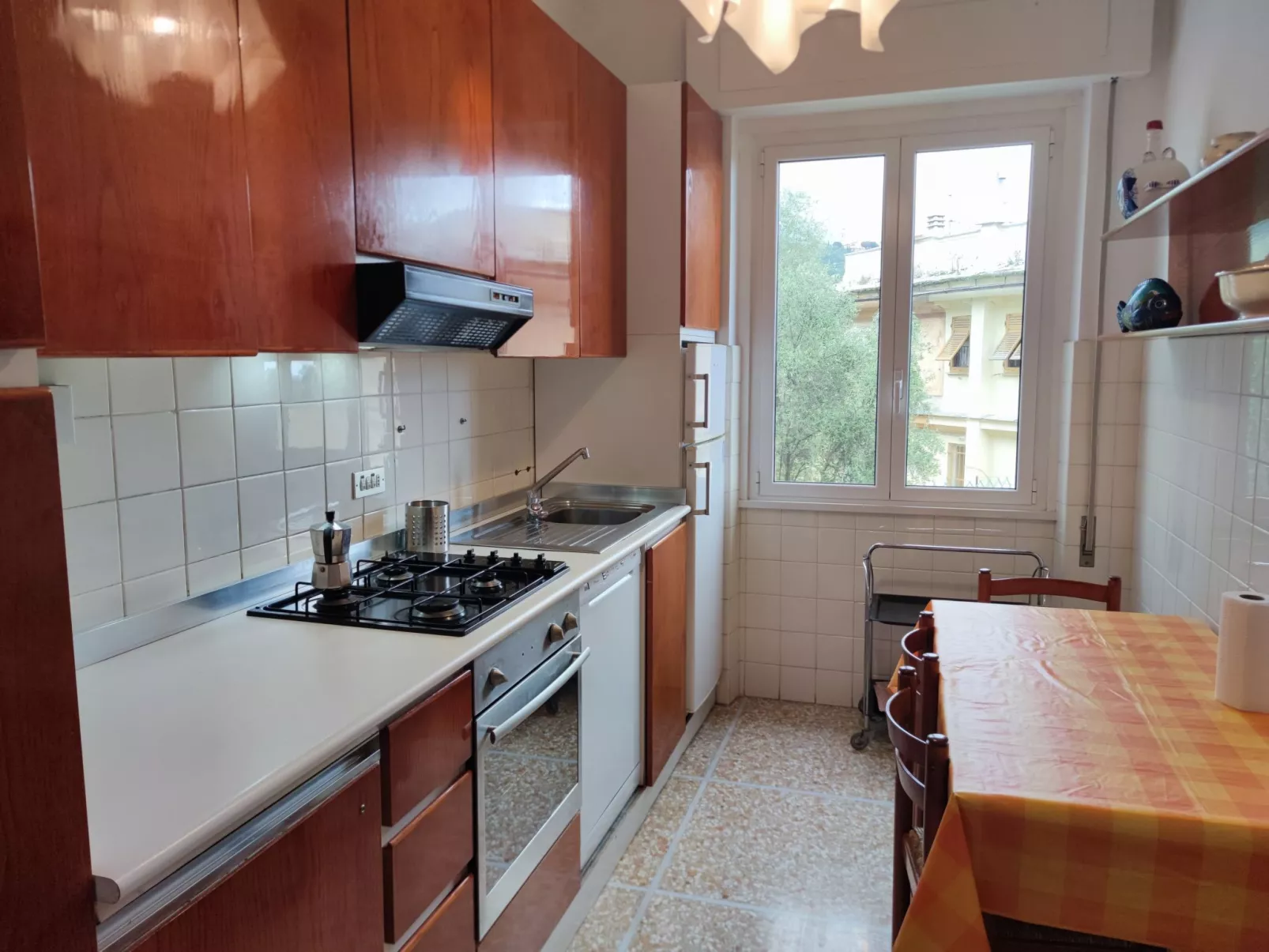 Für 6 Personen ca. 120 m&sup2; in Rapallo, Ligurien (Riviera di Levante) - Image-tags.info