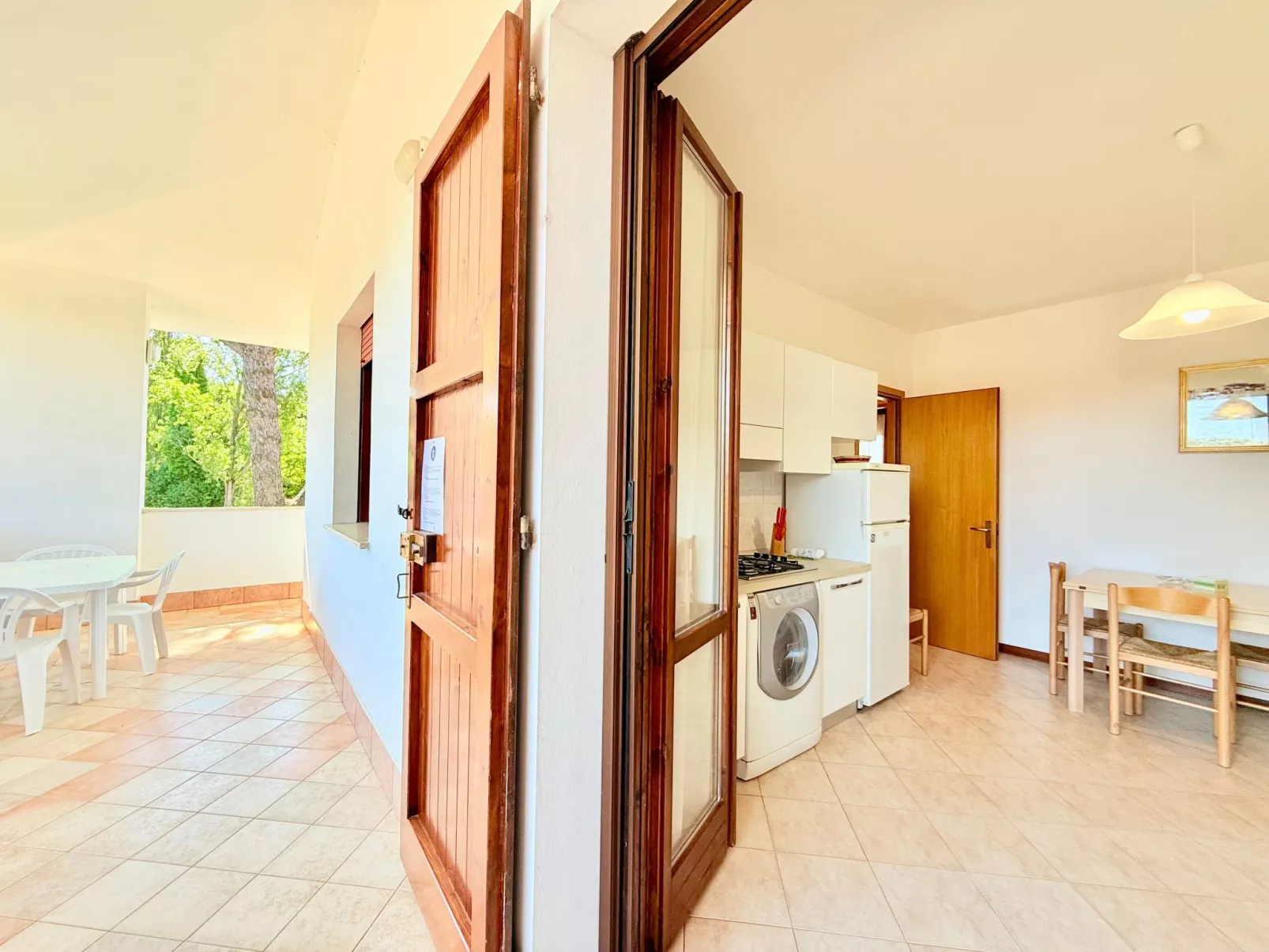 Chalet, Terrasse mit Kamin, privater Garten - Binnen