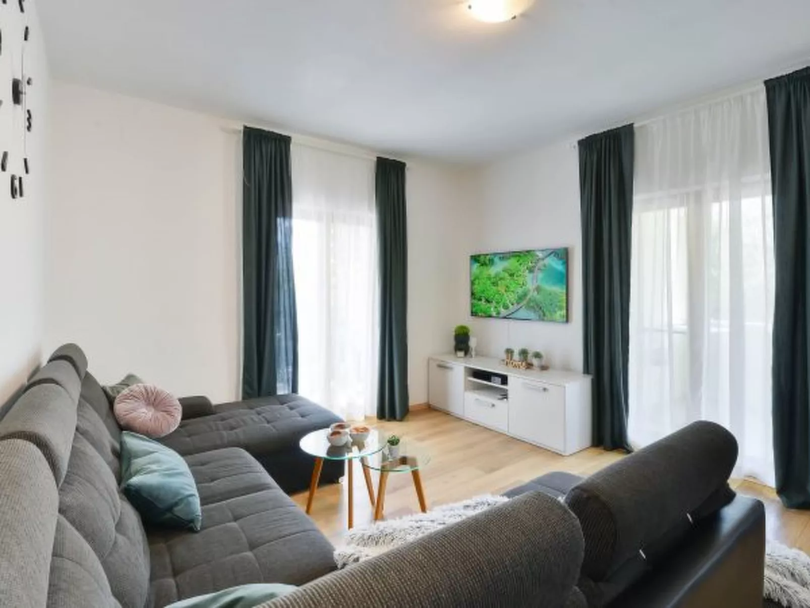 Holiday house Antonia with pool - Image-tags.info