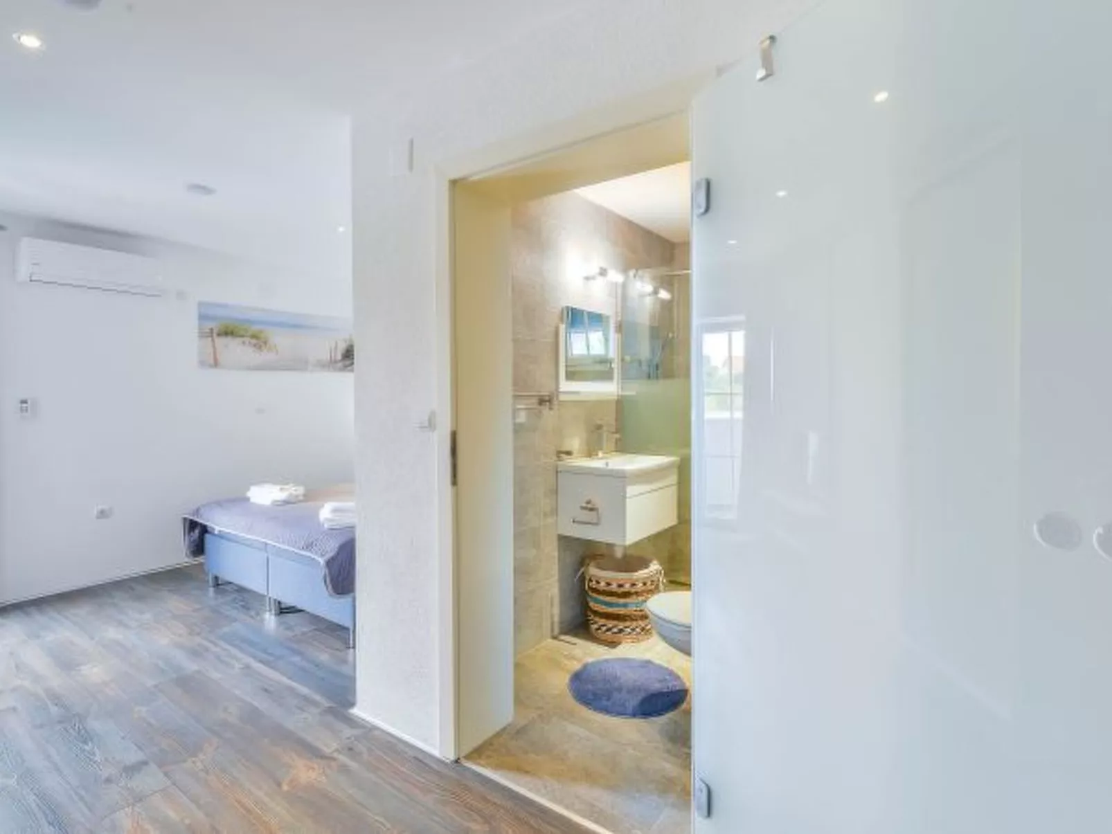 Holiday home Viktoria with pool - Image-tags.info