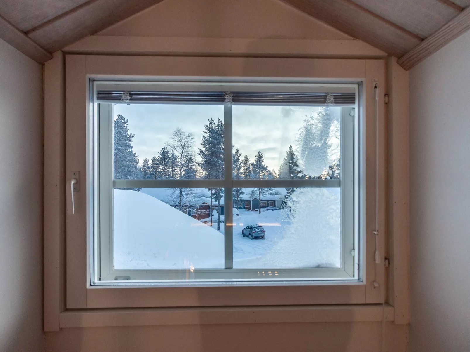 Ylläskumpu 4 - Binnen