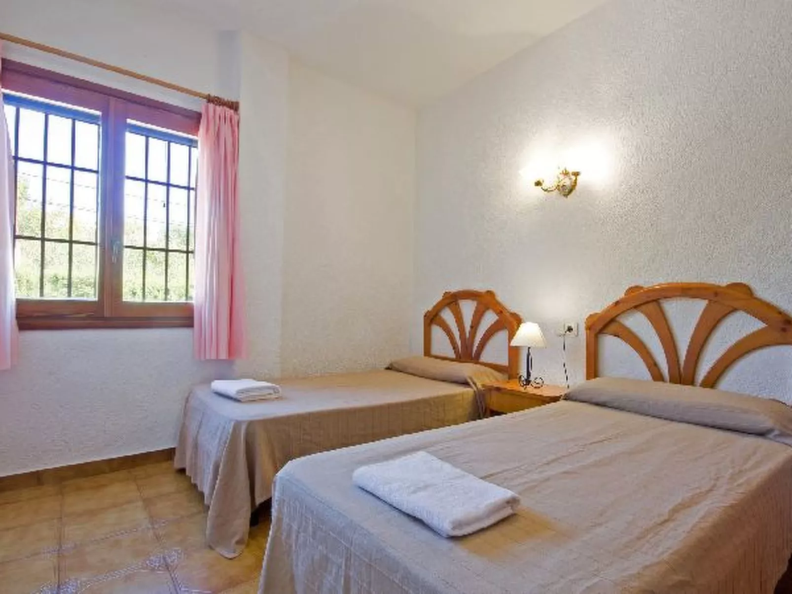 Villa Fustera - PlusHolidays - Image-tags.info