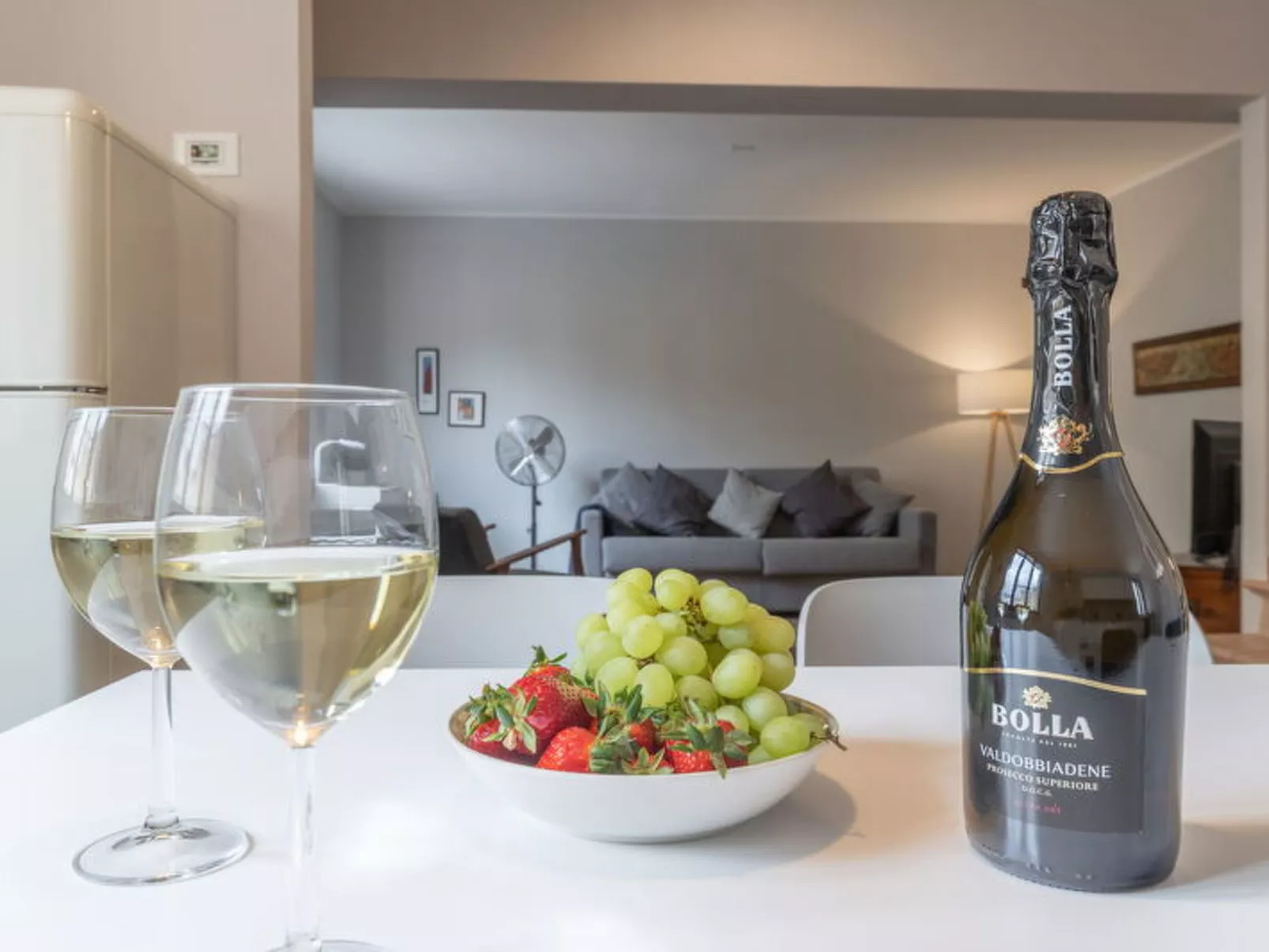 Casa Del Porto - Binnen