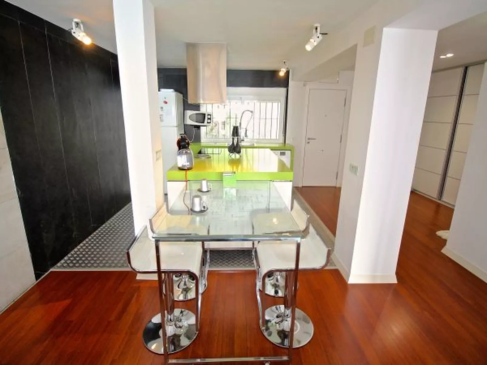 LOFT CON VISTAS AL MAR - Binnen