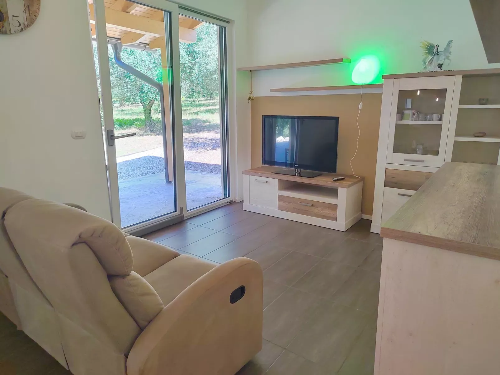 In einem spektakulären Olivenhain in einer ruhig - Image-tags.info