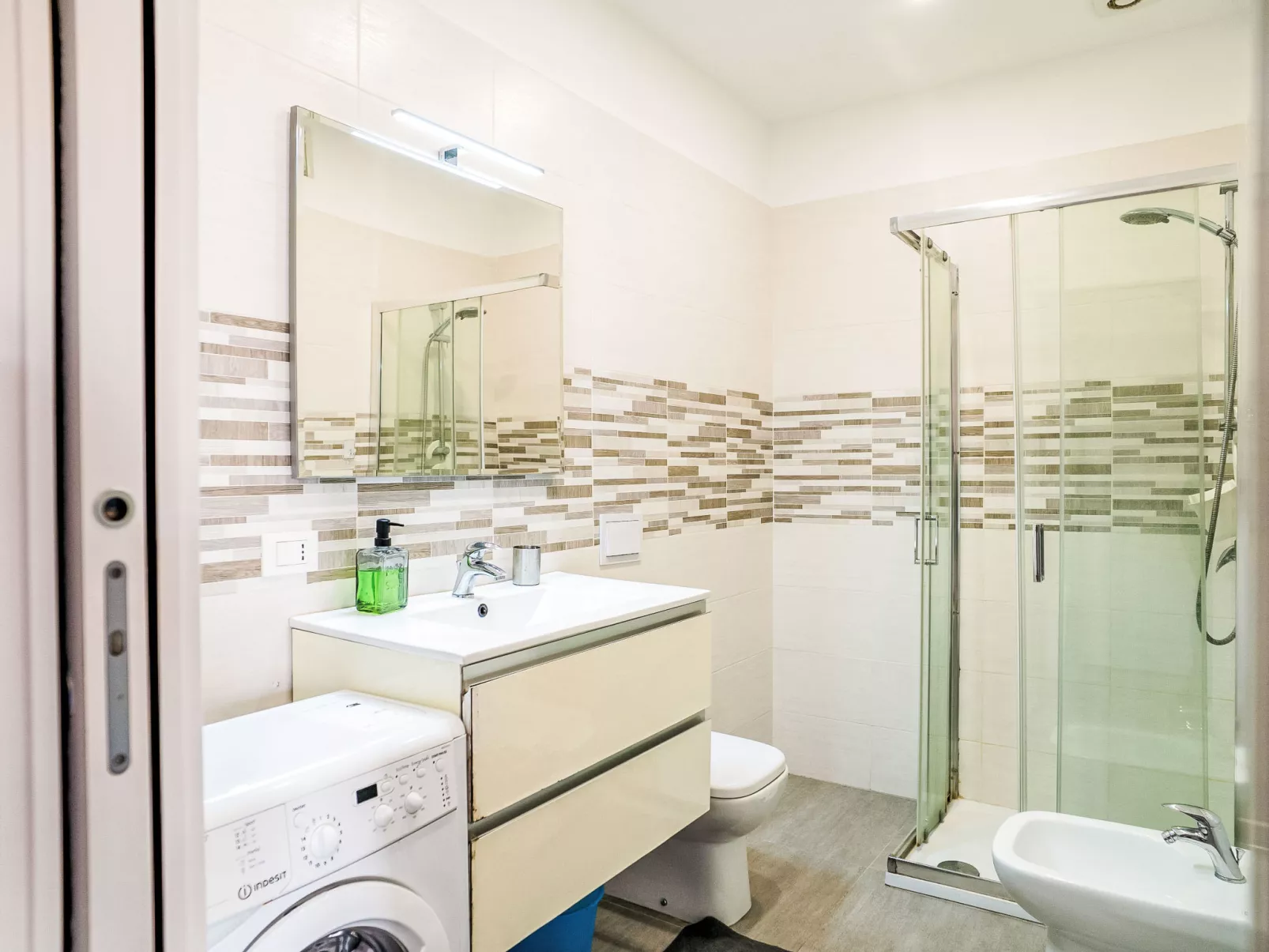 Termoli Down Town - Binnen