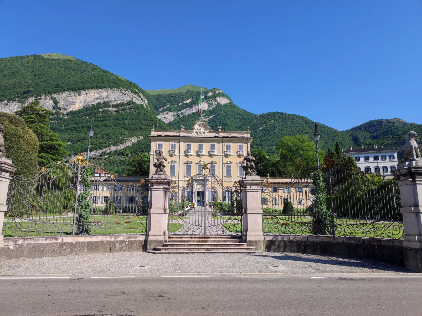 The View 1 - Omgeving