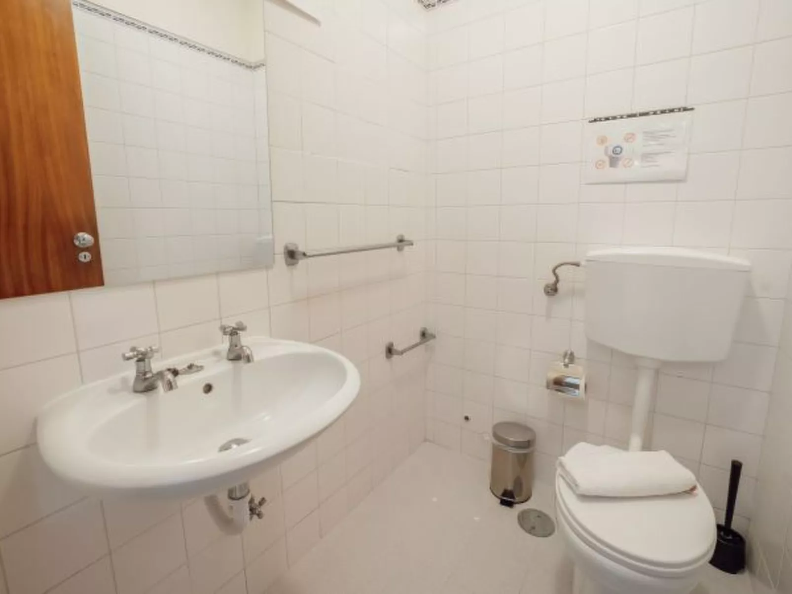 ESPINHO MODERN 3 BEDROOM APARTMENT by VACATIONY - Binnen