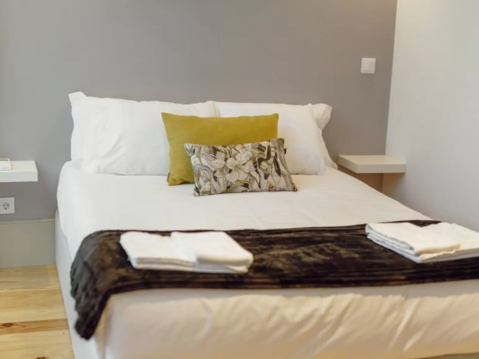 LEGACY OPORTO PREMIUM APARTMENT B by VACATIONY - Binnen