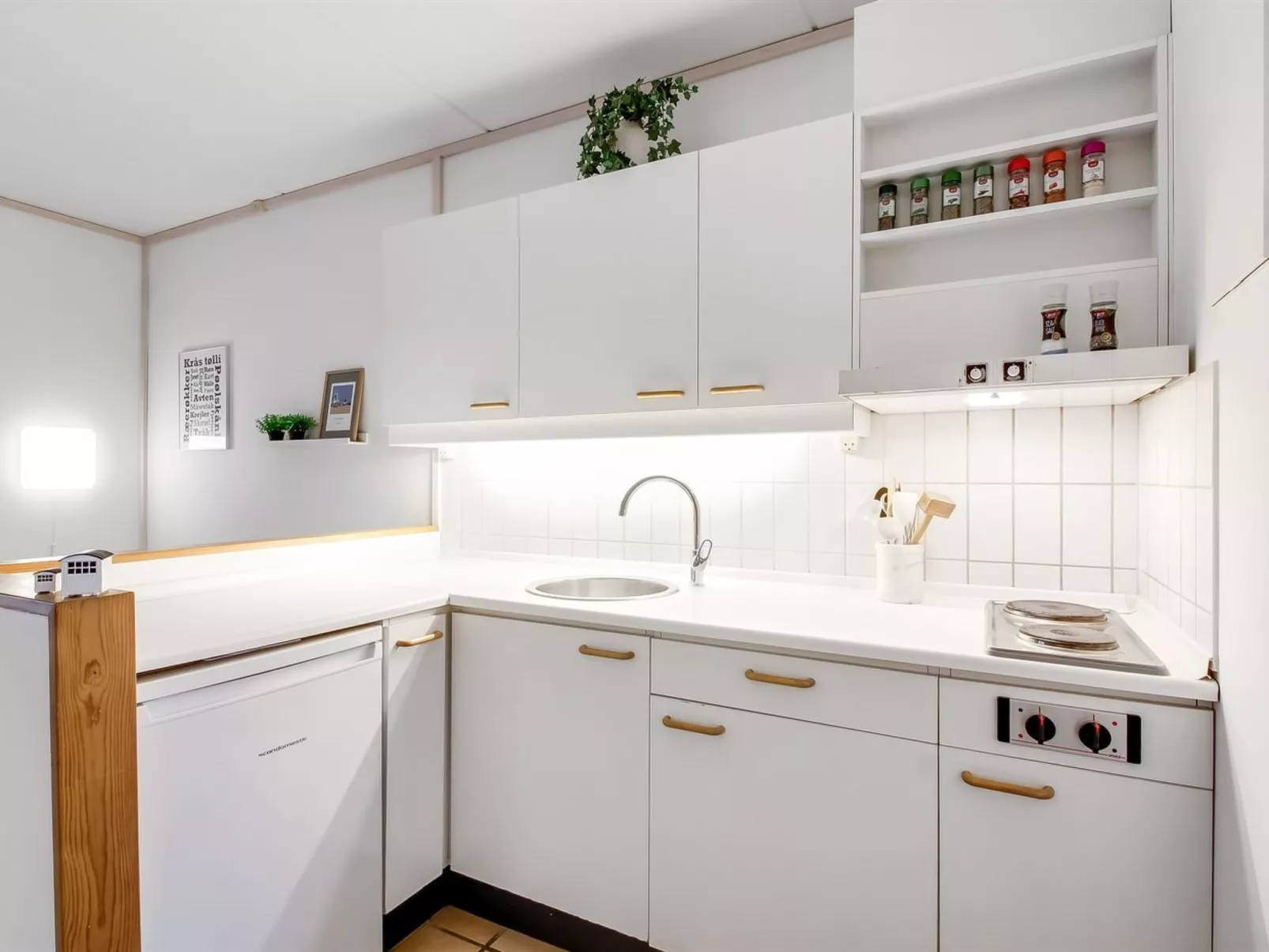 "Solveg" - 150m from the sea - Binnen