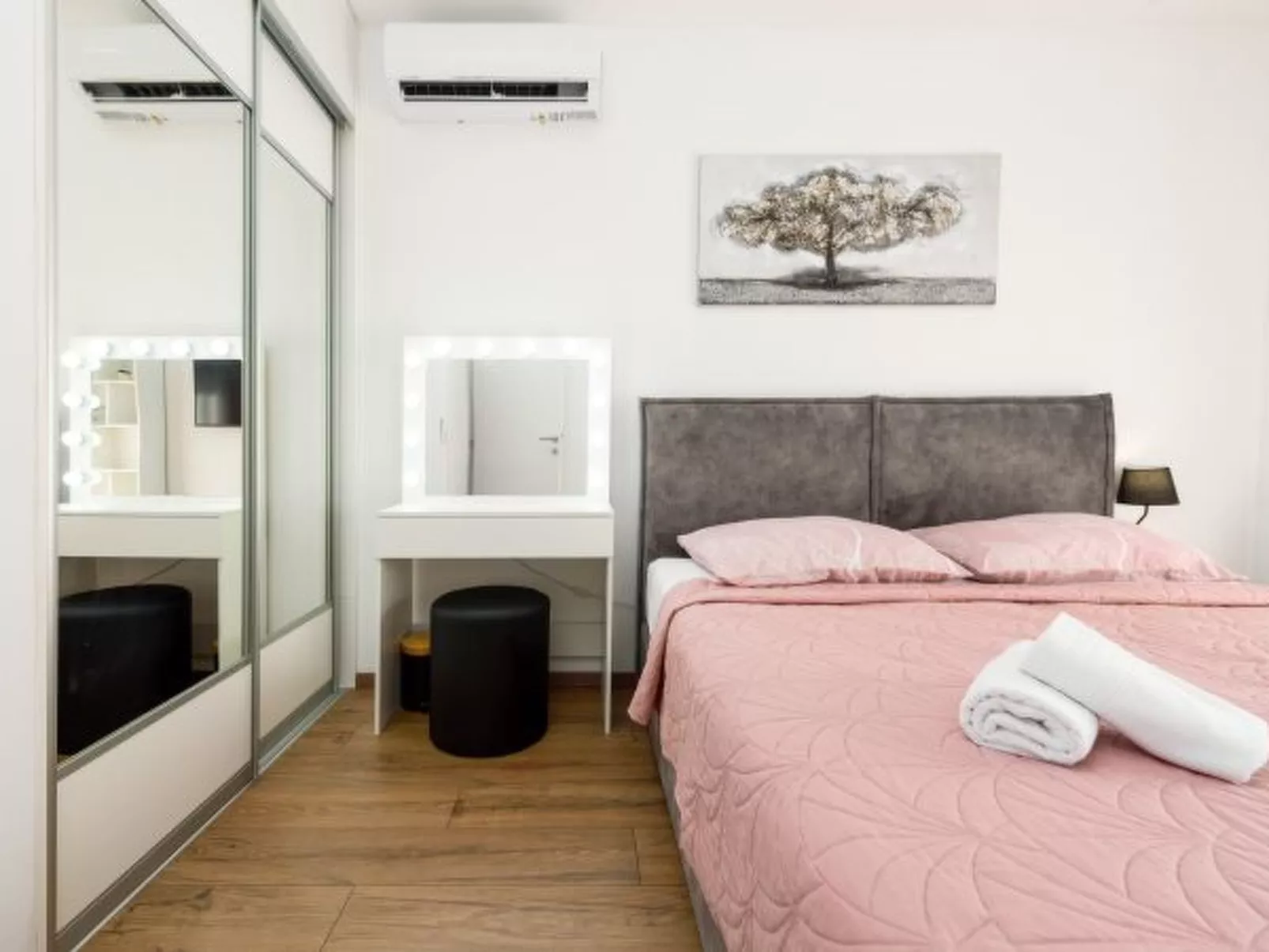 Villa Miranda with pool - Image-tags.info