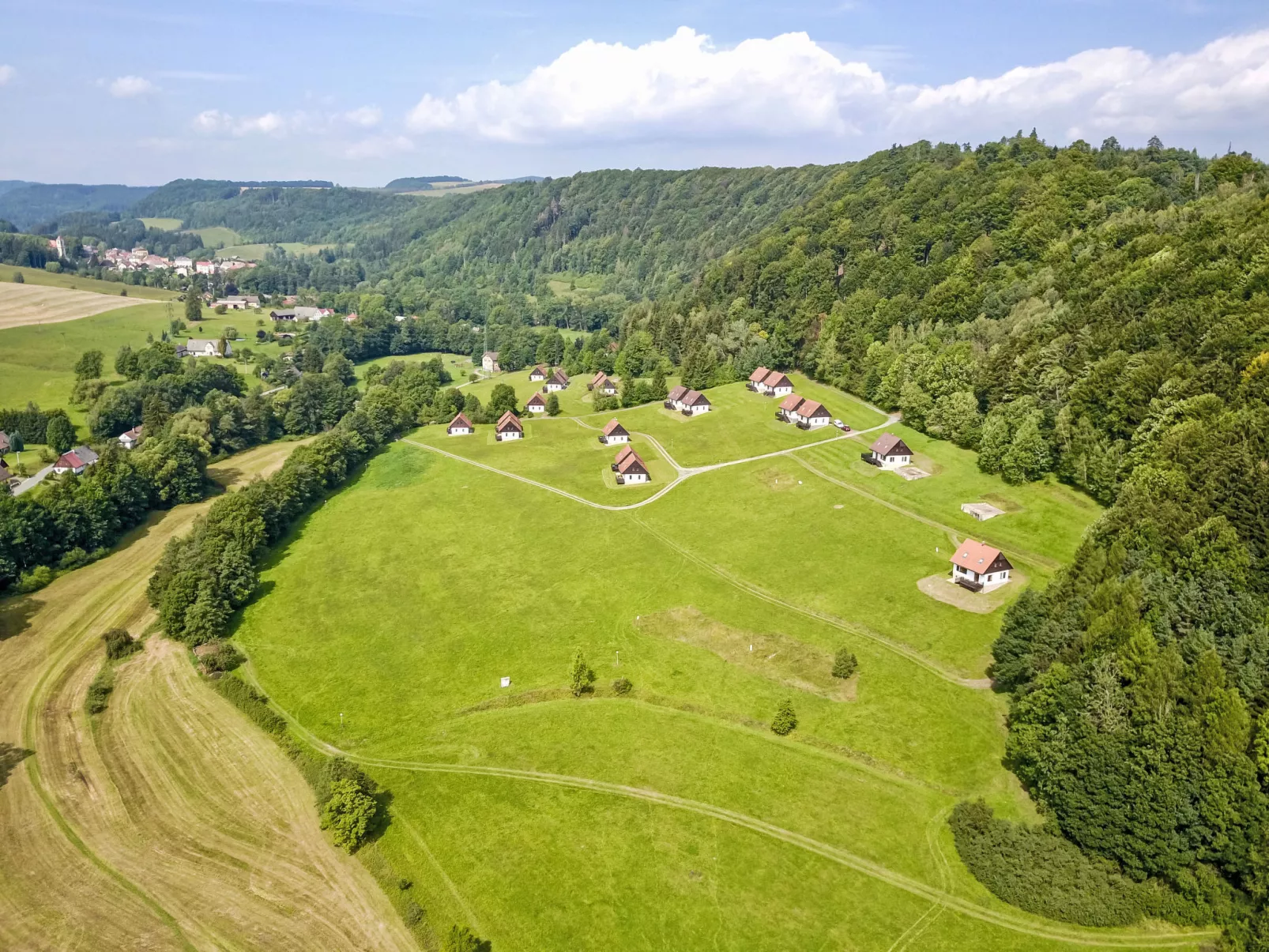 Green Valley Park Stárkov 15 - Buiten