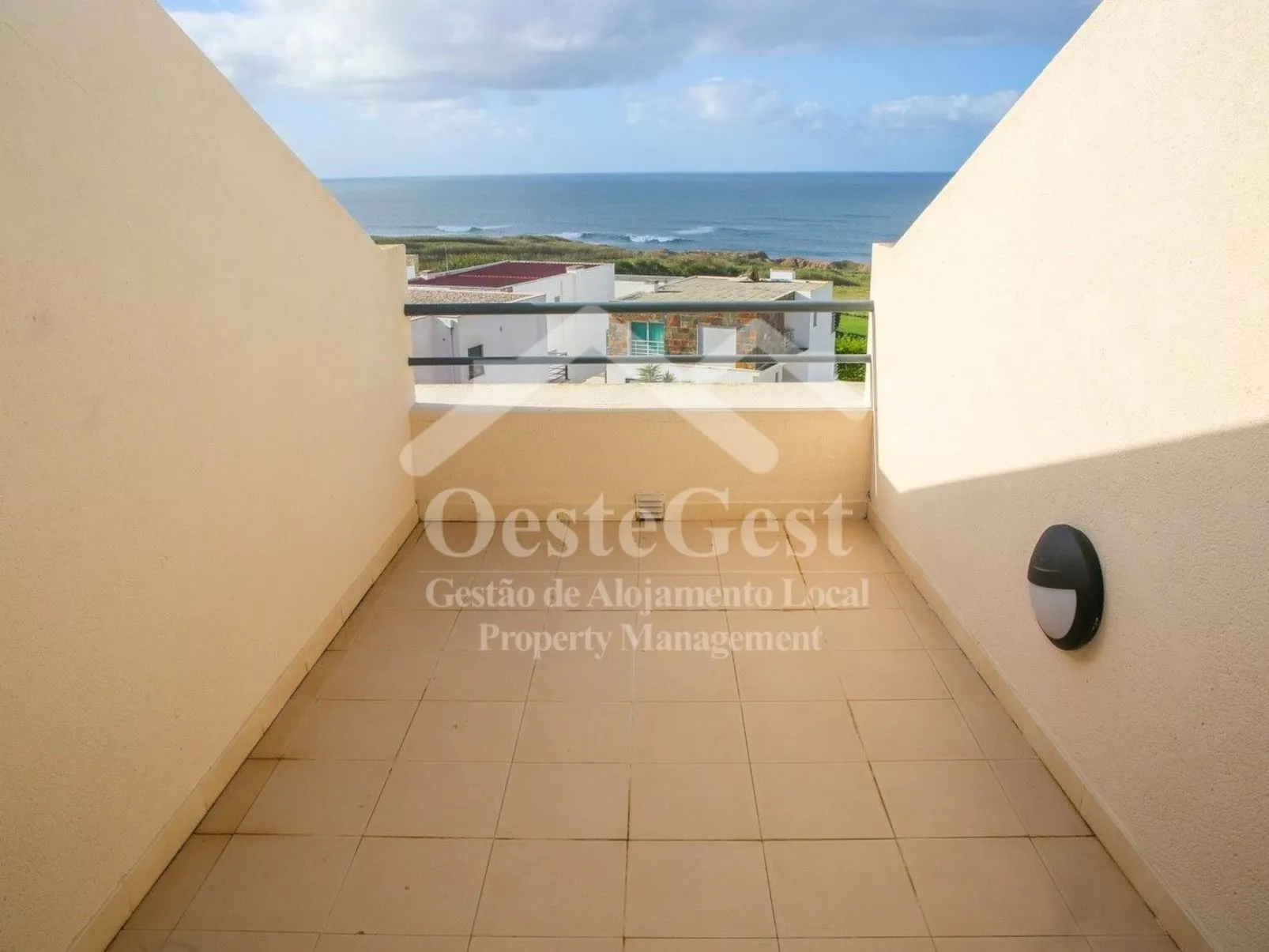 Haus Menezes - Binnen