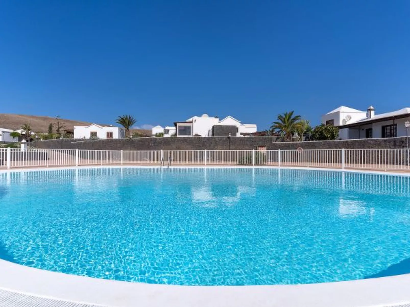 Casa OASIS DEL SOL, prívate villa in Playa Blanca - Image-tags.info