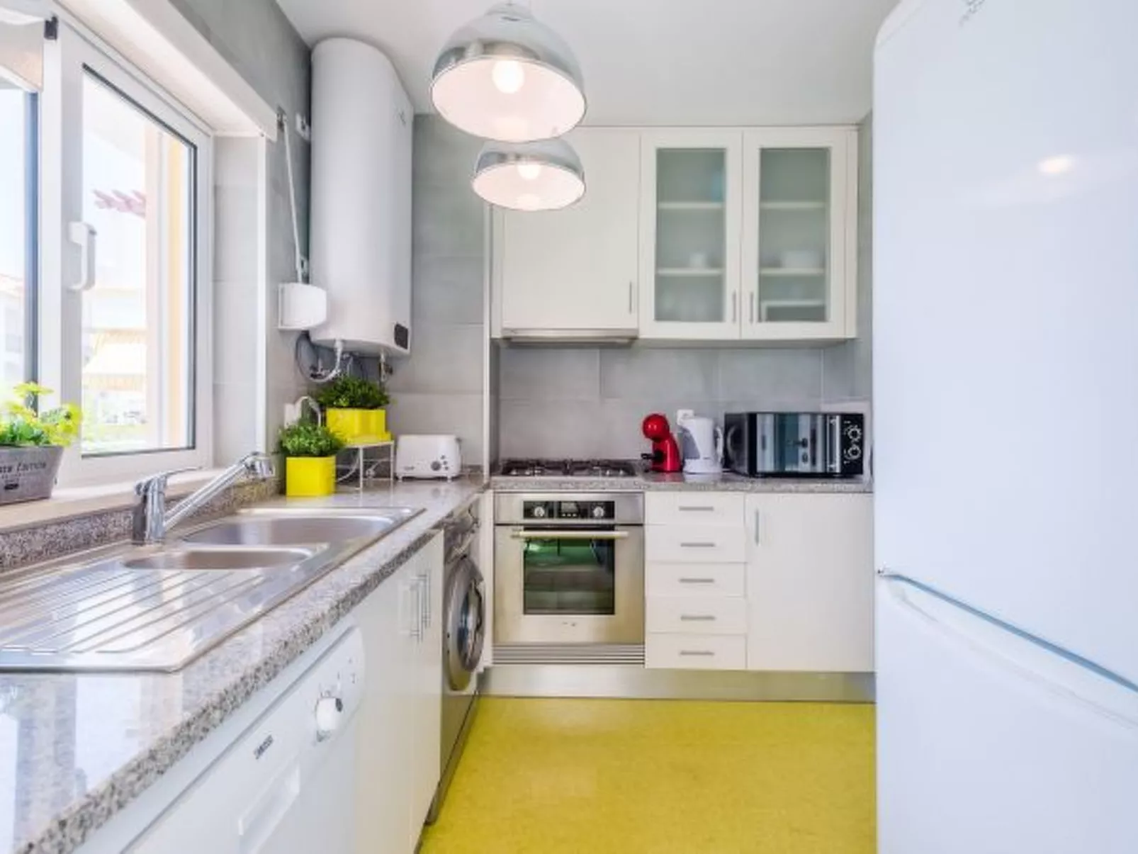 Alfamar Apartment at Praia da Falesia - Binnen