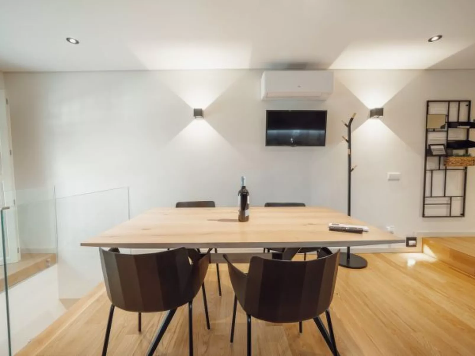 24 AGOSTO AMAZING TRIPLEX by VACATIONY - Binnen