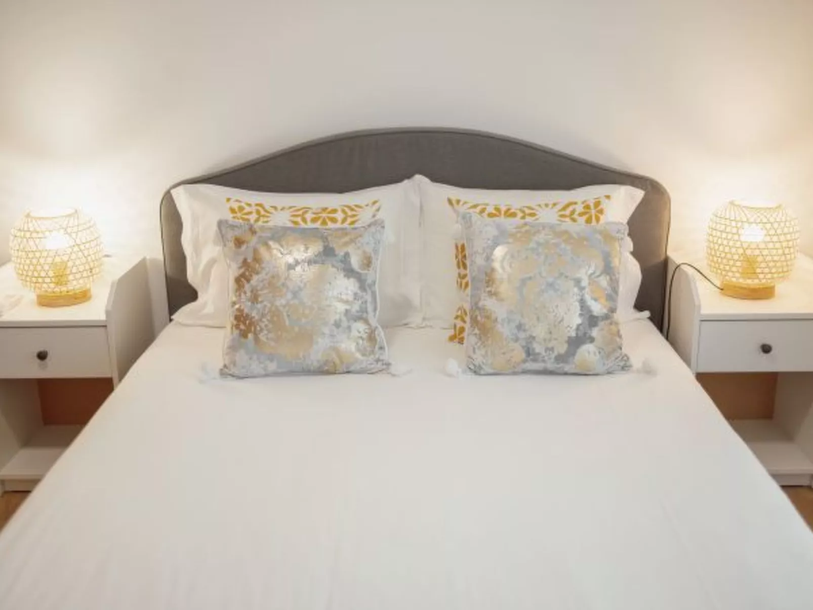 CITY CENTER GRAND SEA VIEW TERRACE by VACATIONY - Binnen