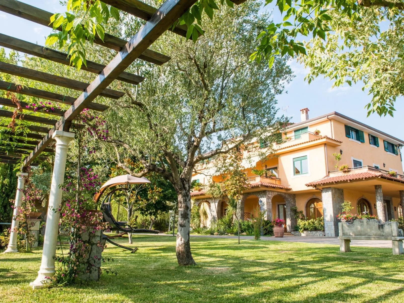 Gästezimmer der Villa Mirella - Image-tags.info