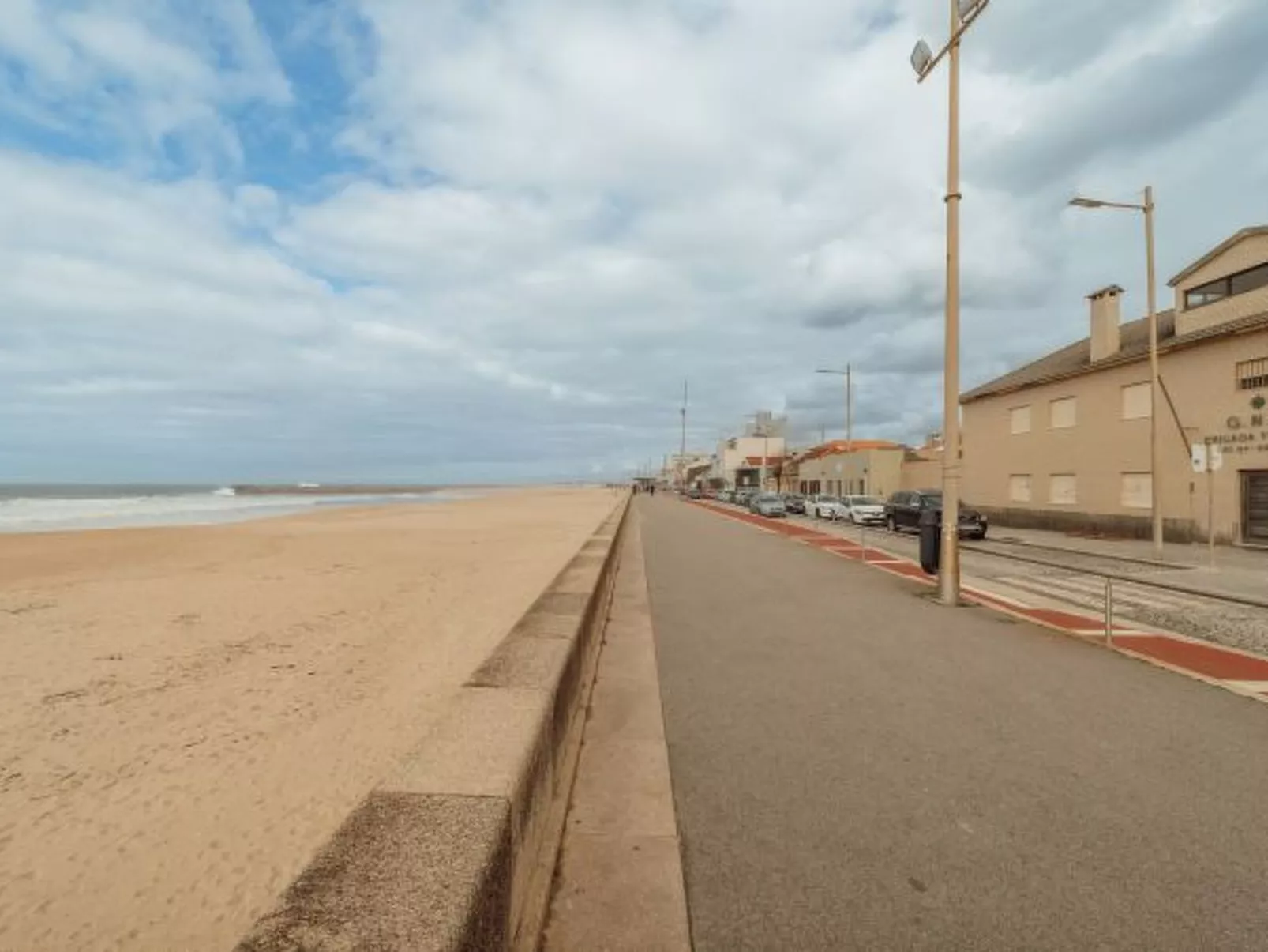 ESPINHO SEAWALK AND SEAVIEW by VACATIONY - Buiten