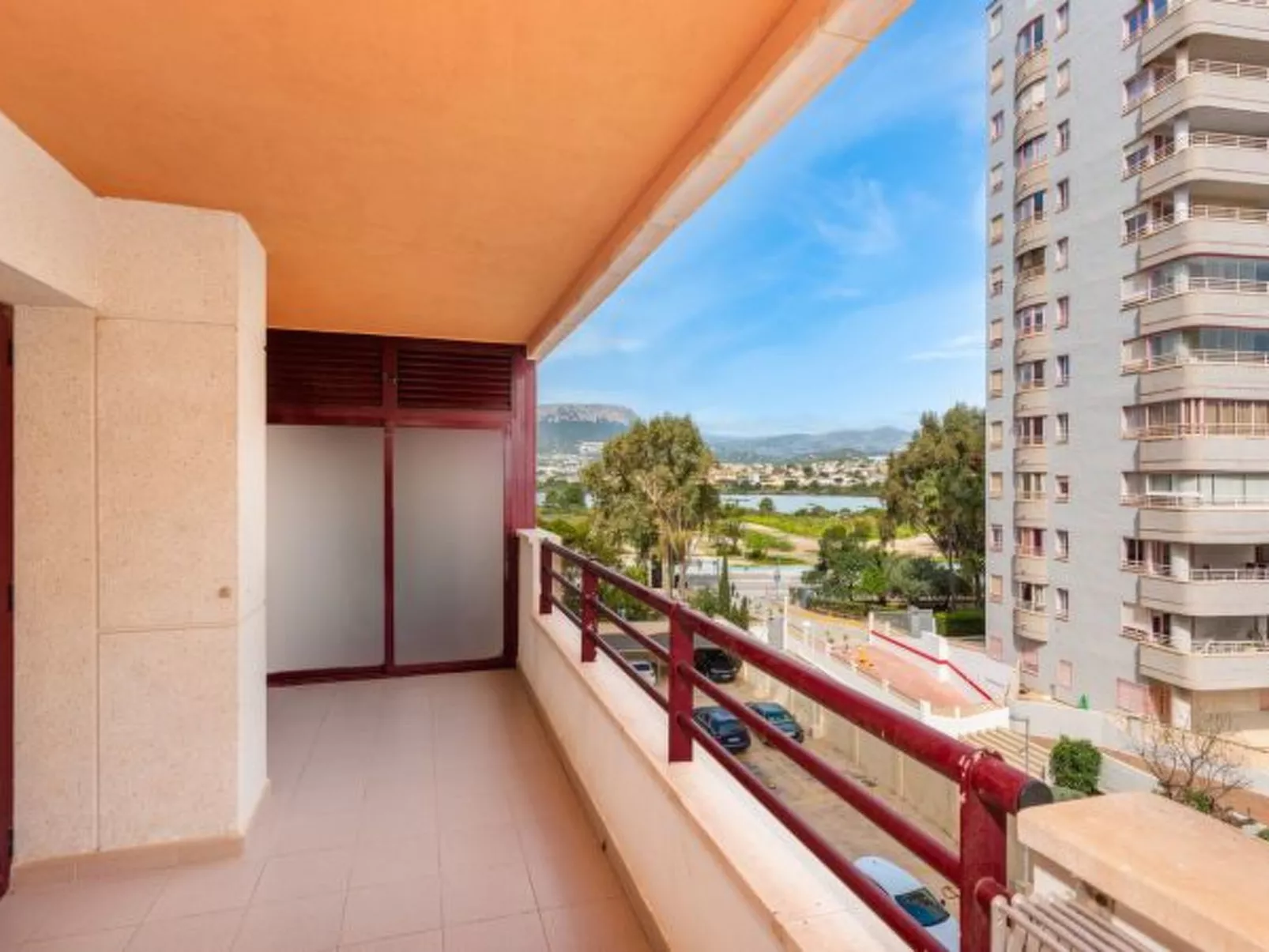 Apartment Zafiro - PlusHolidays - Image-tags.info