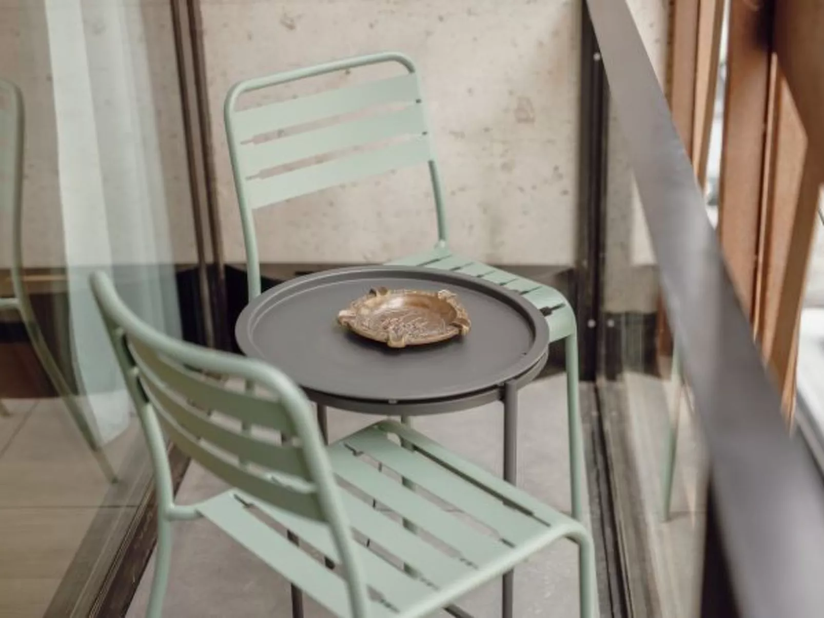 CITY CENTER PREMIUM with GARAGE by VACATIONY - Binnen