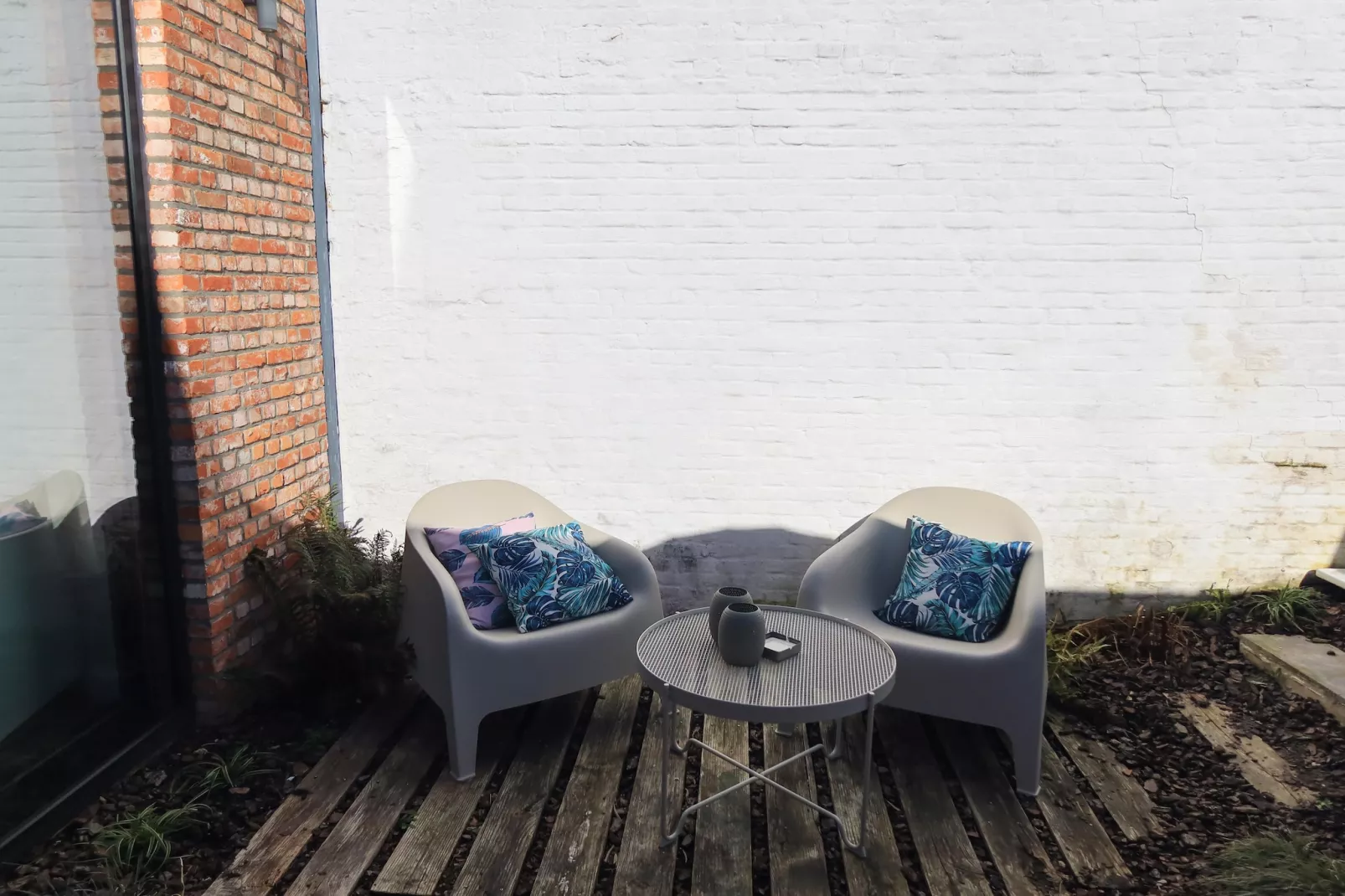 Cosy Courtyard House Hasselt - Tuinen zomer