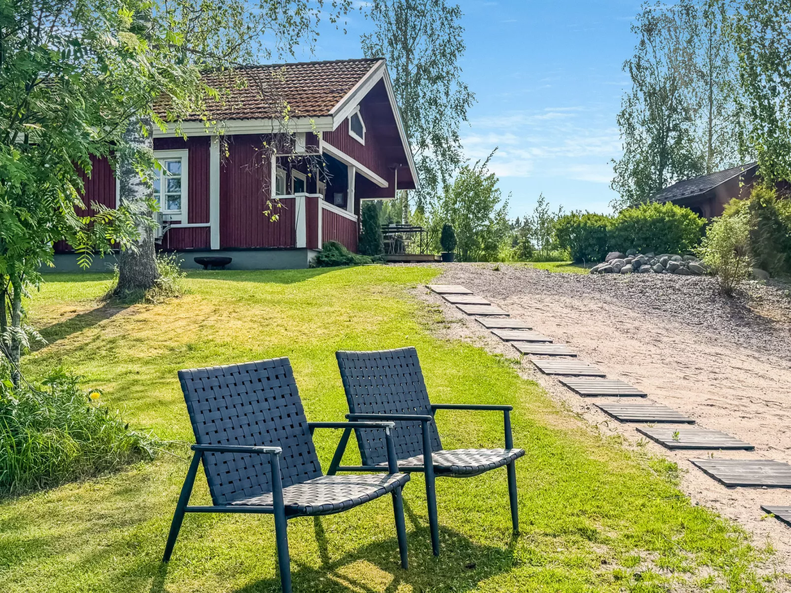 Peltosirkku - Binnen