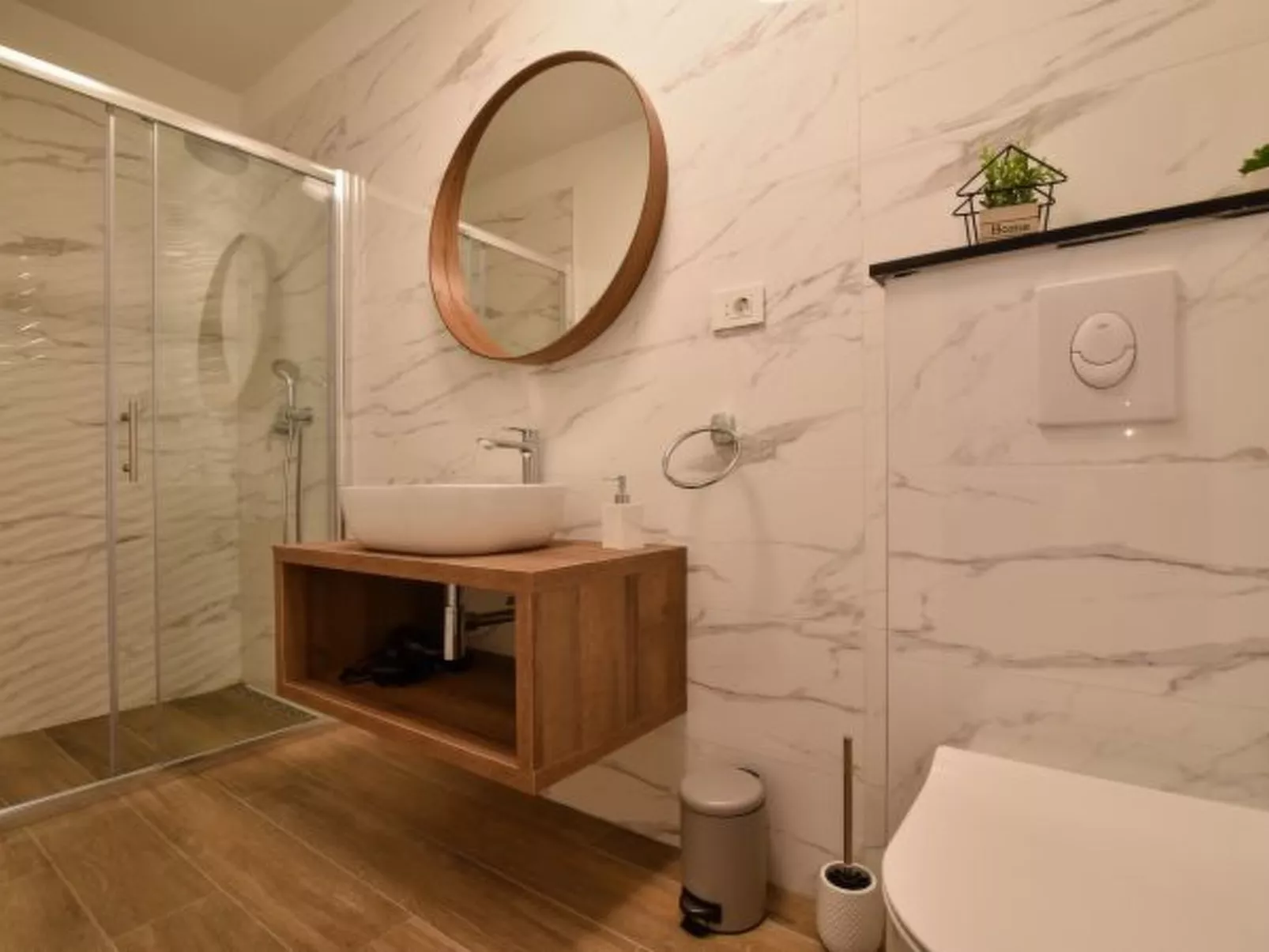 Villa La Perla Apt A3 with heated rooftop pool - Image-tags.info