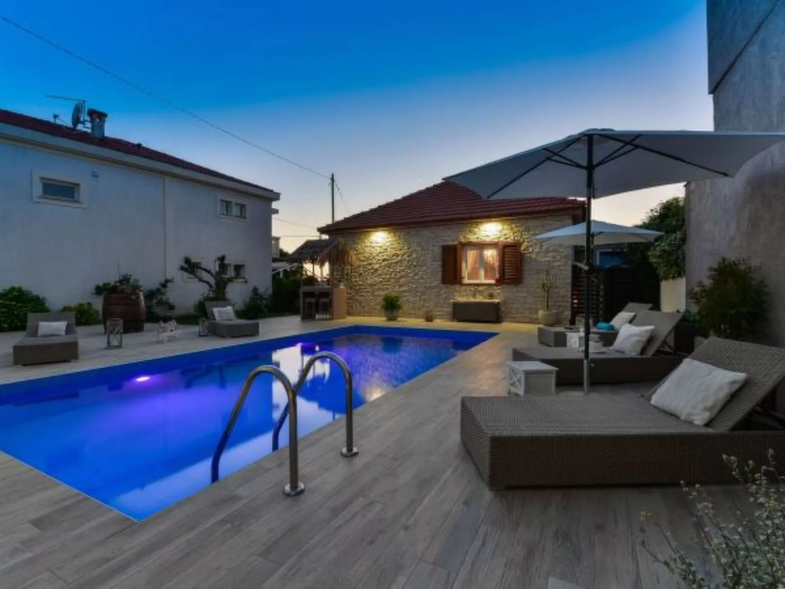 Modern Holiday house Gatsby only 40m from the sea - Image-tags.info