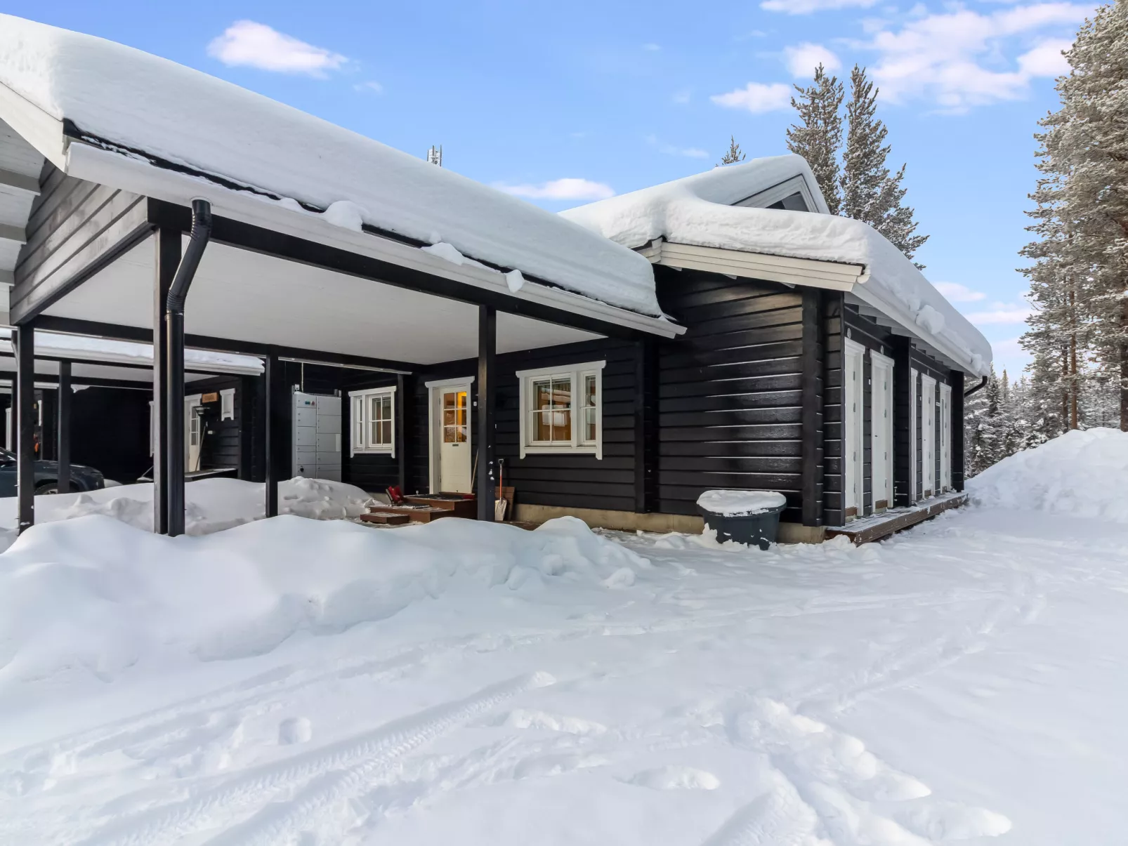 Ylläskumpu 4 - Binnen